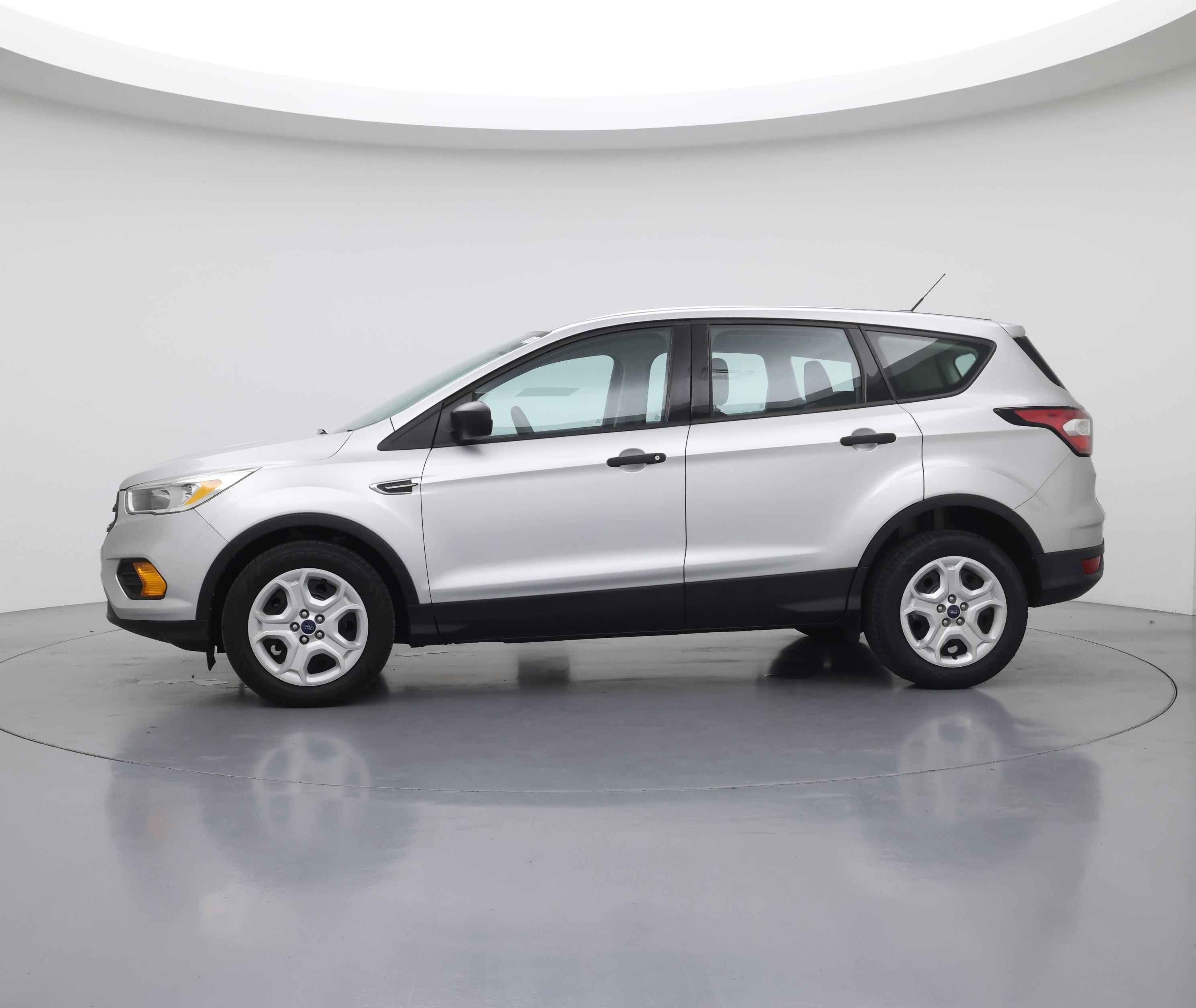 Thumbnail: 2017 Ford Escape - 3