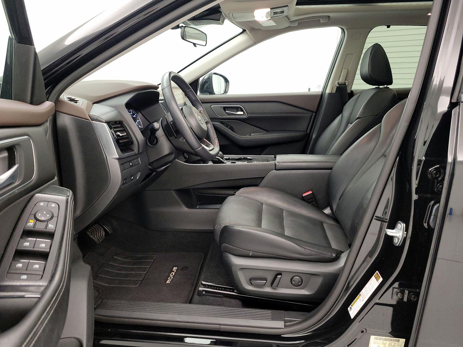 Thumbnail: 2021 Nissan Rogue - 11