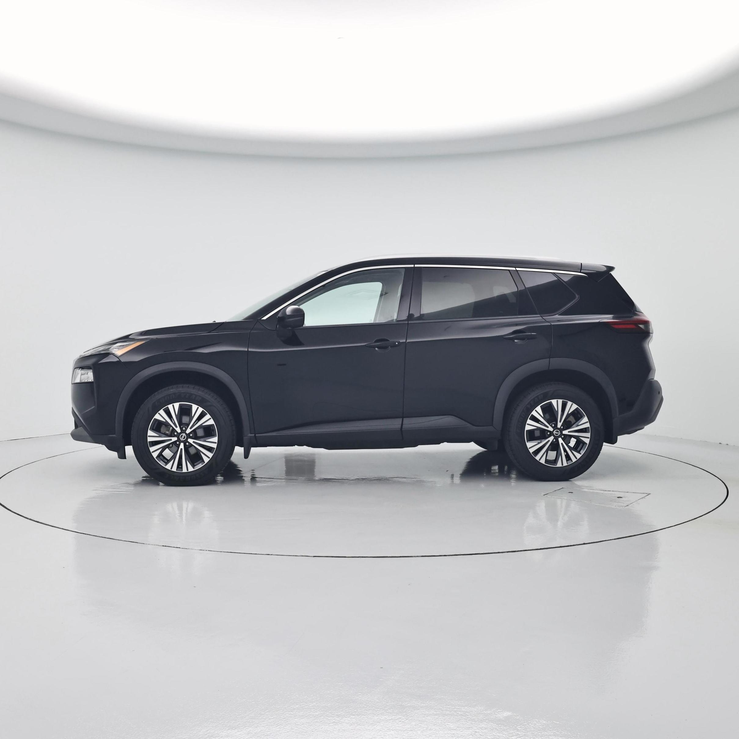 Thumbnail: 2021 Nissan Rogue - 3