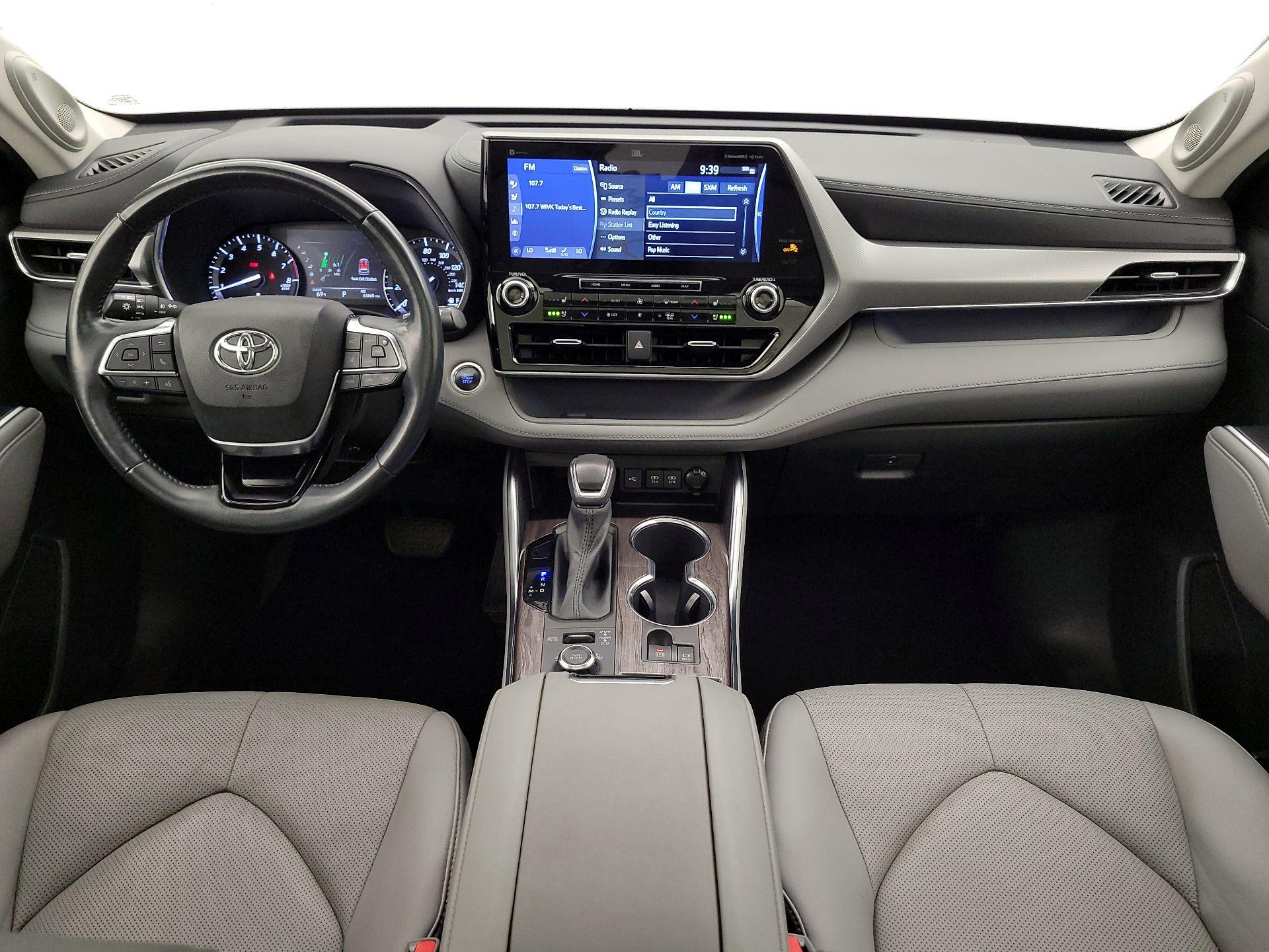 Thumbnail: 2021 Toyota Highlander - 9