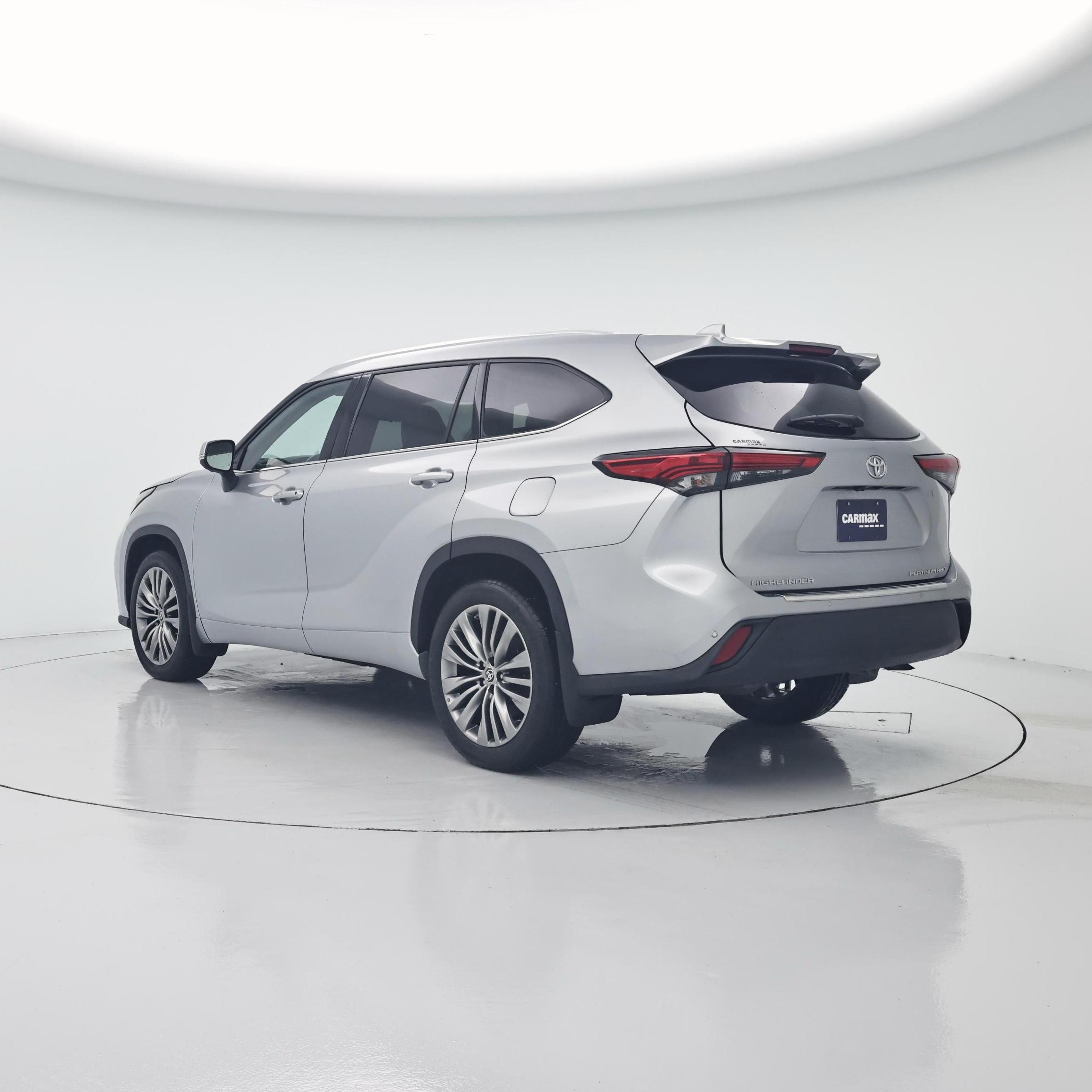 Thumbnail: 2021 Toyota Highlander - 2