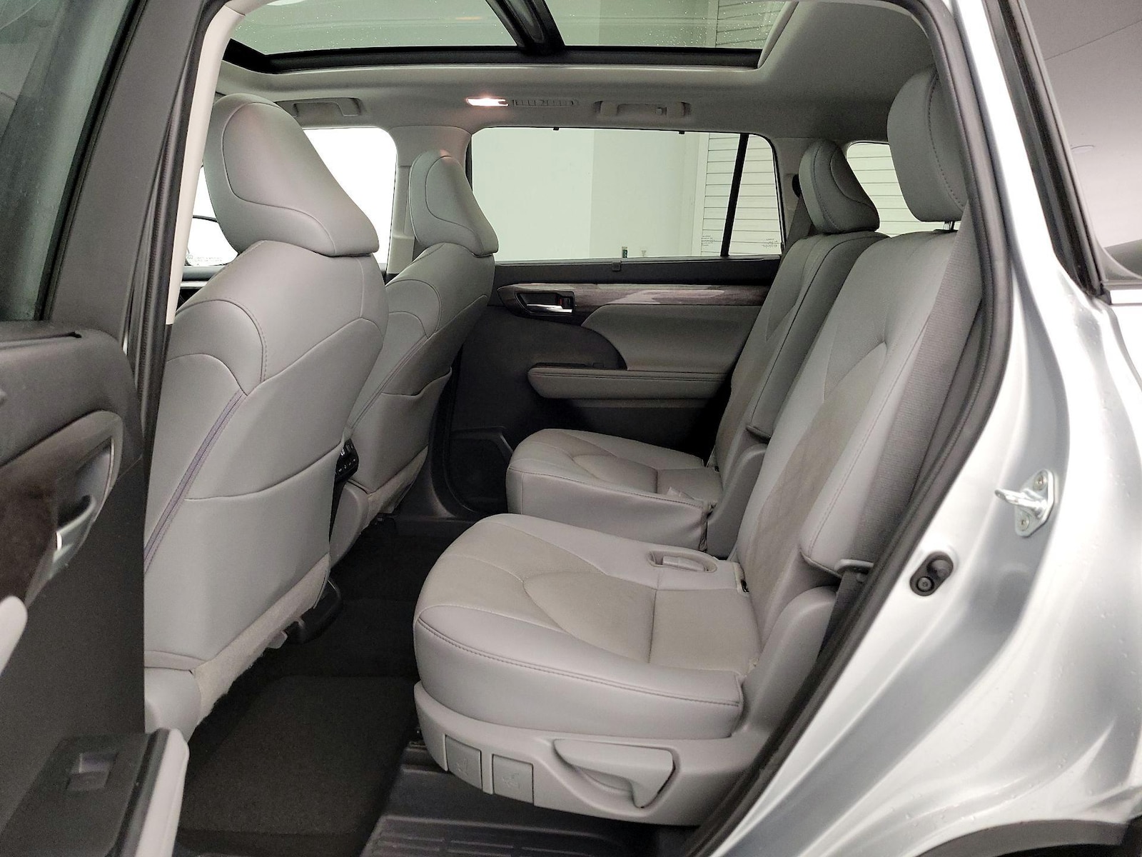 2021 Toyota Highlander Platinum - Photo 22