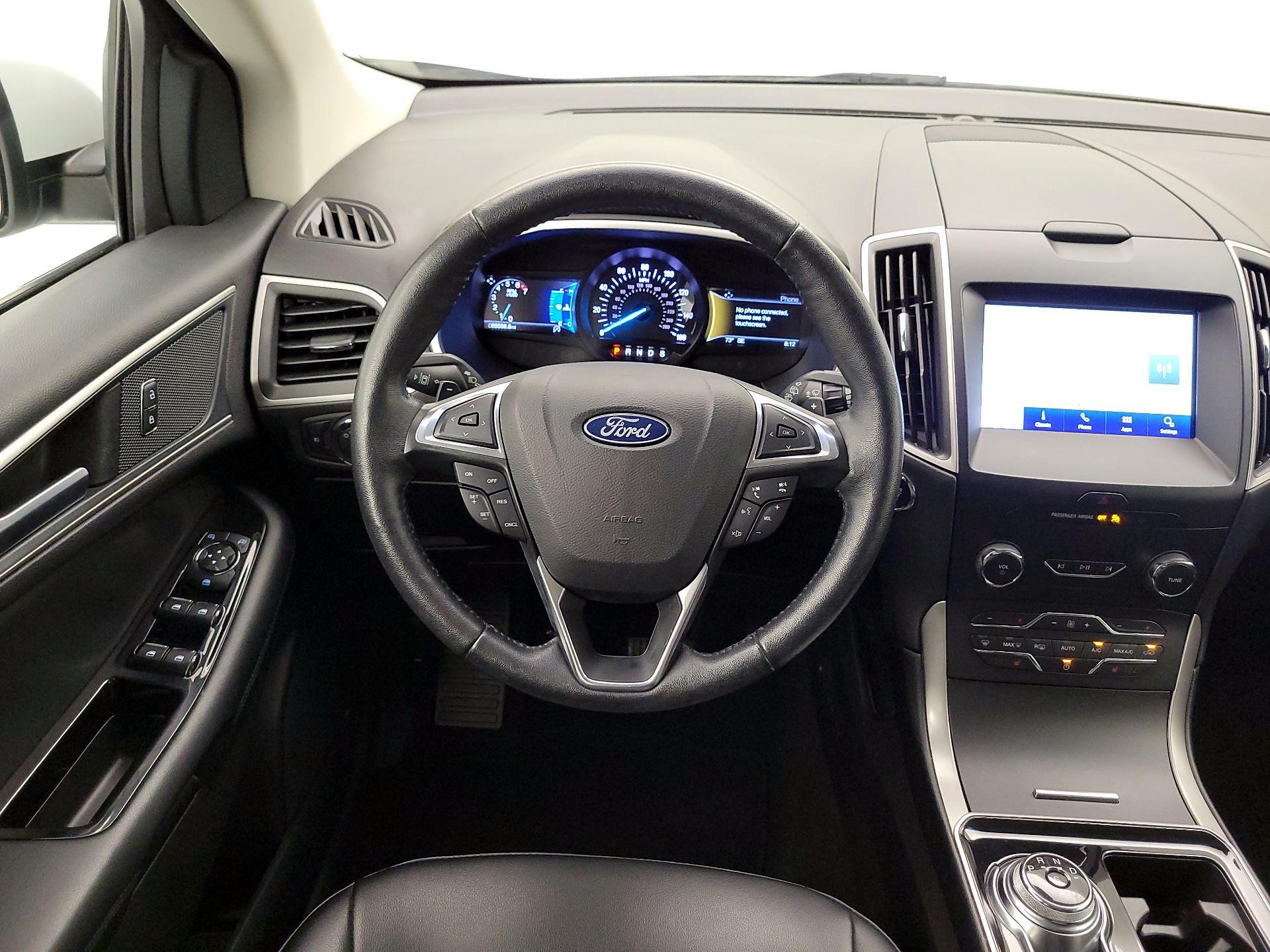 Thumbnail: 2019 Ford Edge - 10