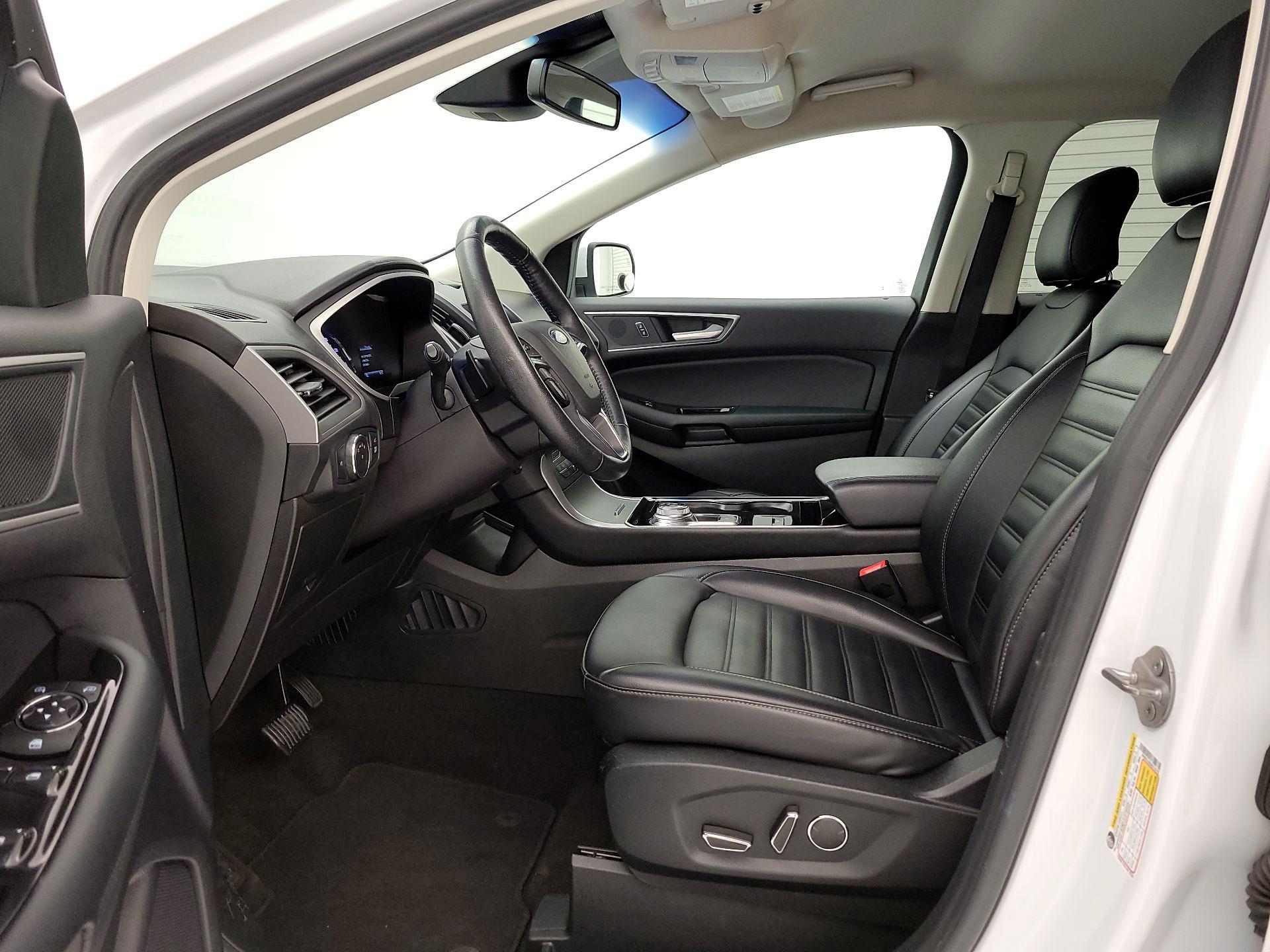 Thumbnail: 2019 Ford Edge - 11