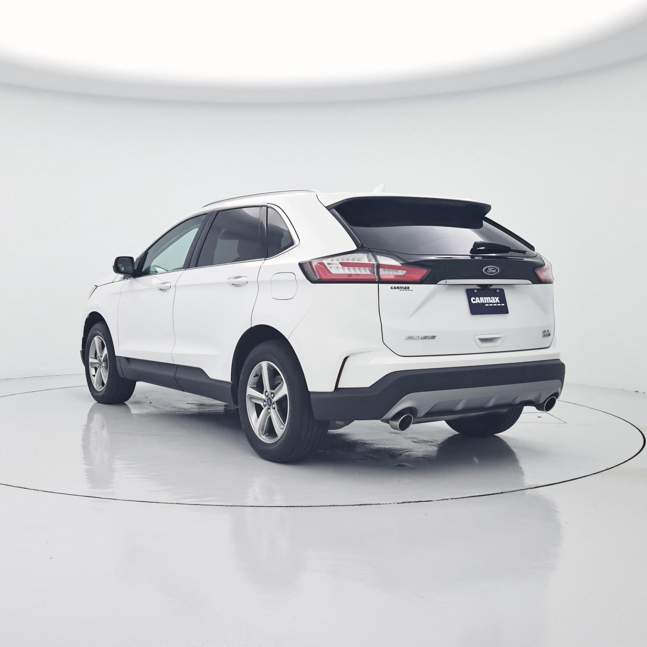 Thumbnail: 2019 Ford Edge - 2