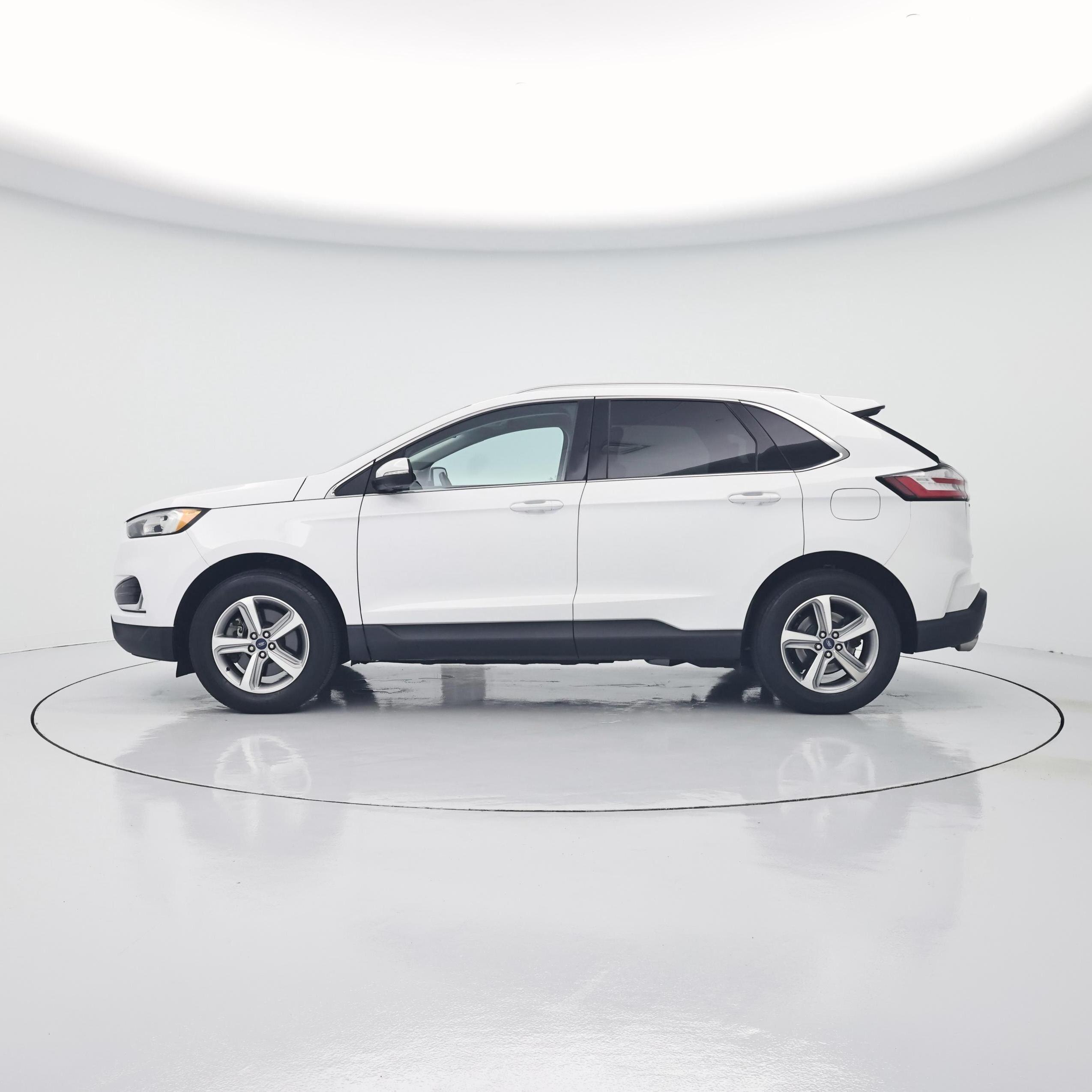 Thumbnail: 2019 Ford Edge - 3