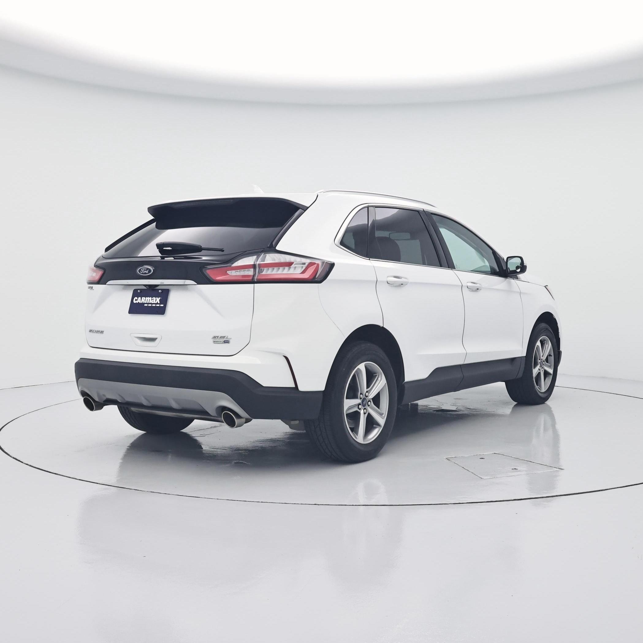 Thumbnail: 2019 Ford Edge - 8