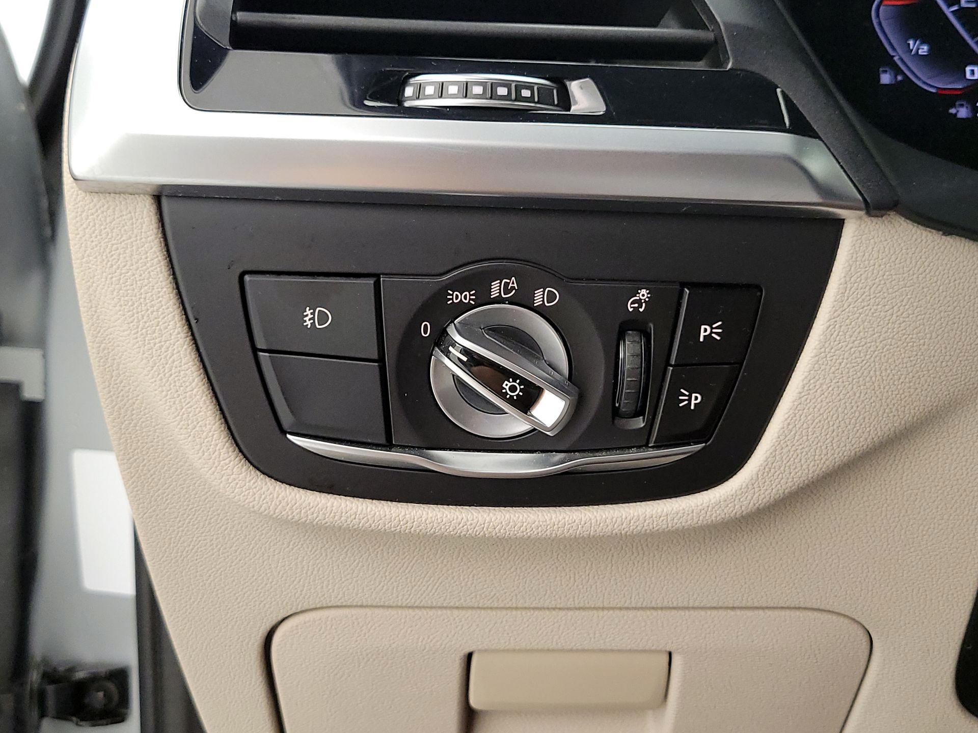 Thumbnail: 2020 BMW X3 - 13