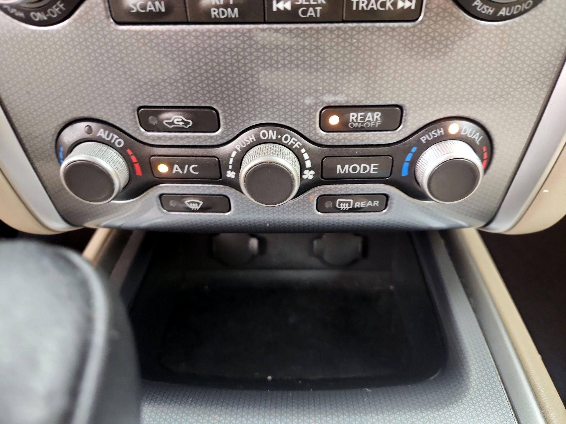 Thumbnail: 2017 Nissan Pathfinder - 17