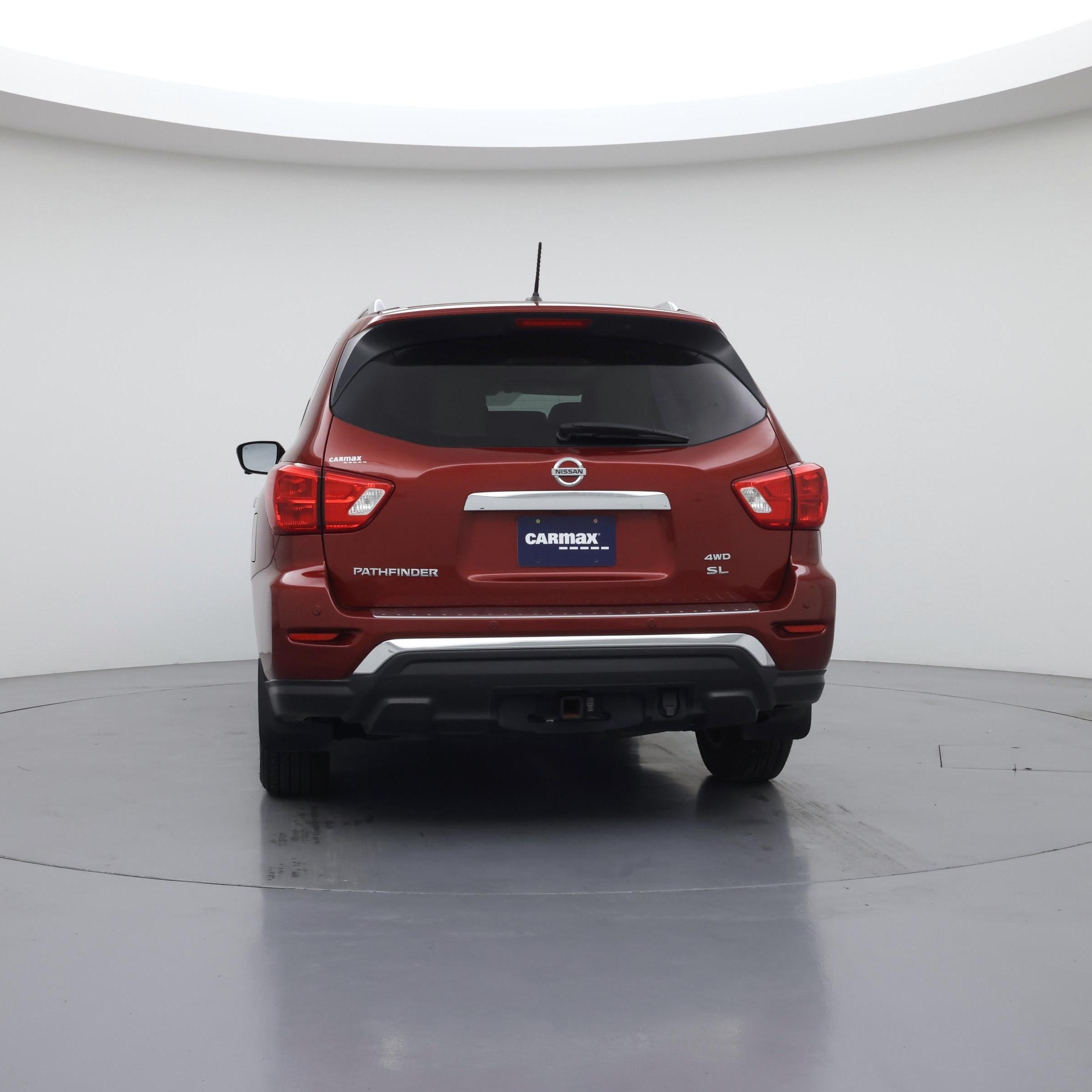 Thumbnail: 2017 Nissan Pathfinder - 6