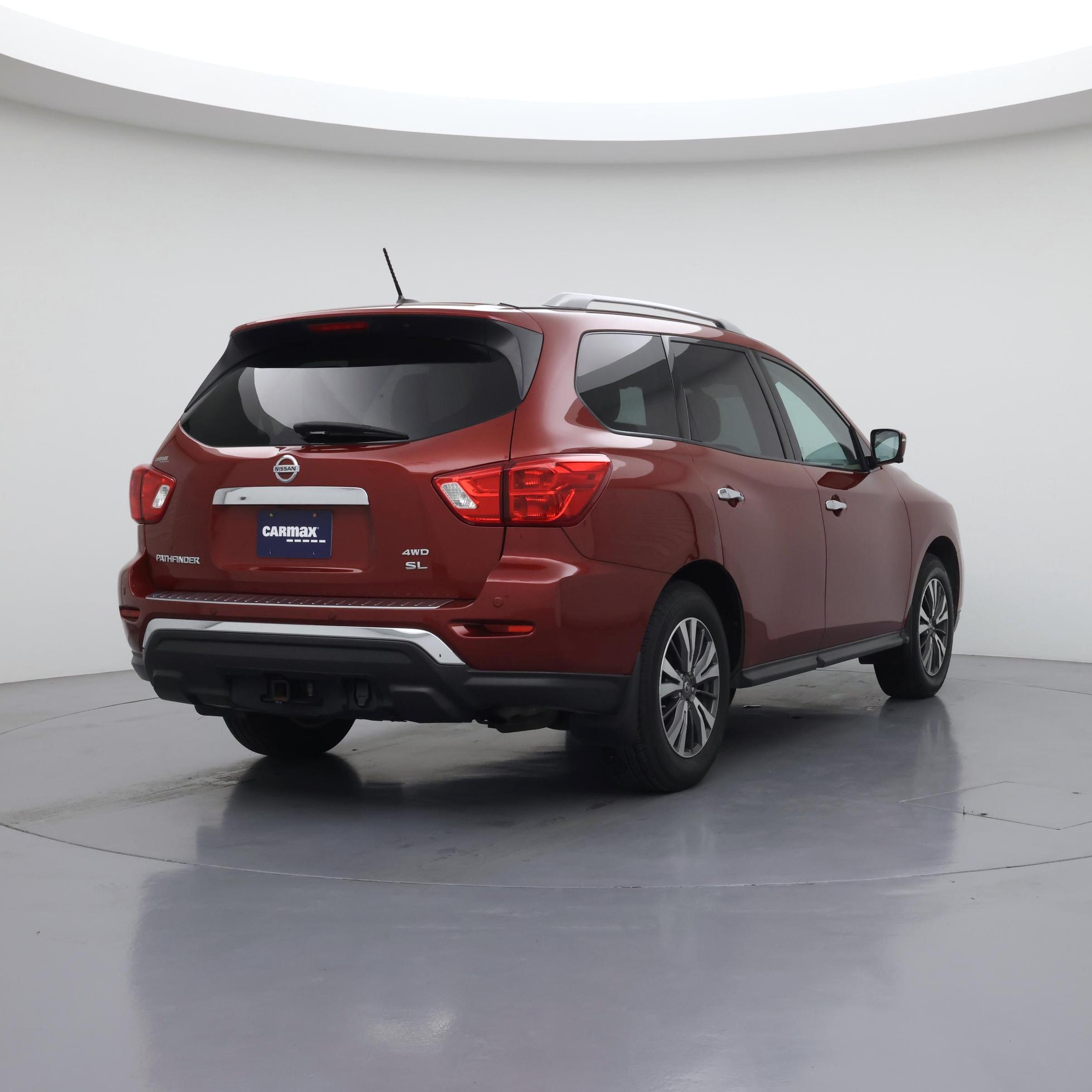 Thumbnail: 2017 Nissan Pathfinder - 8