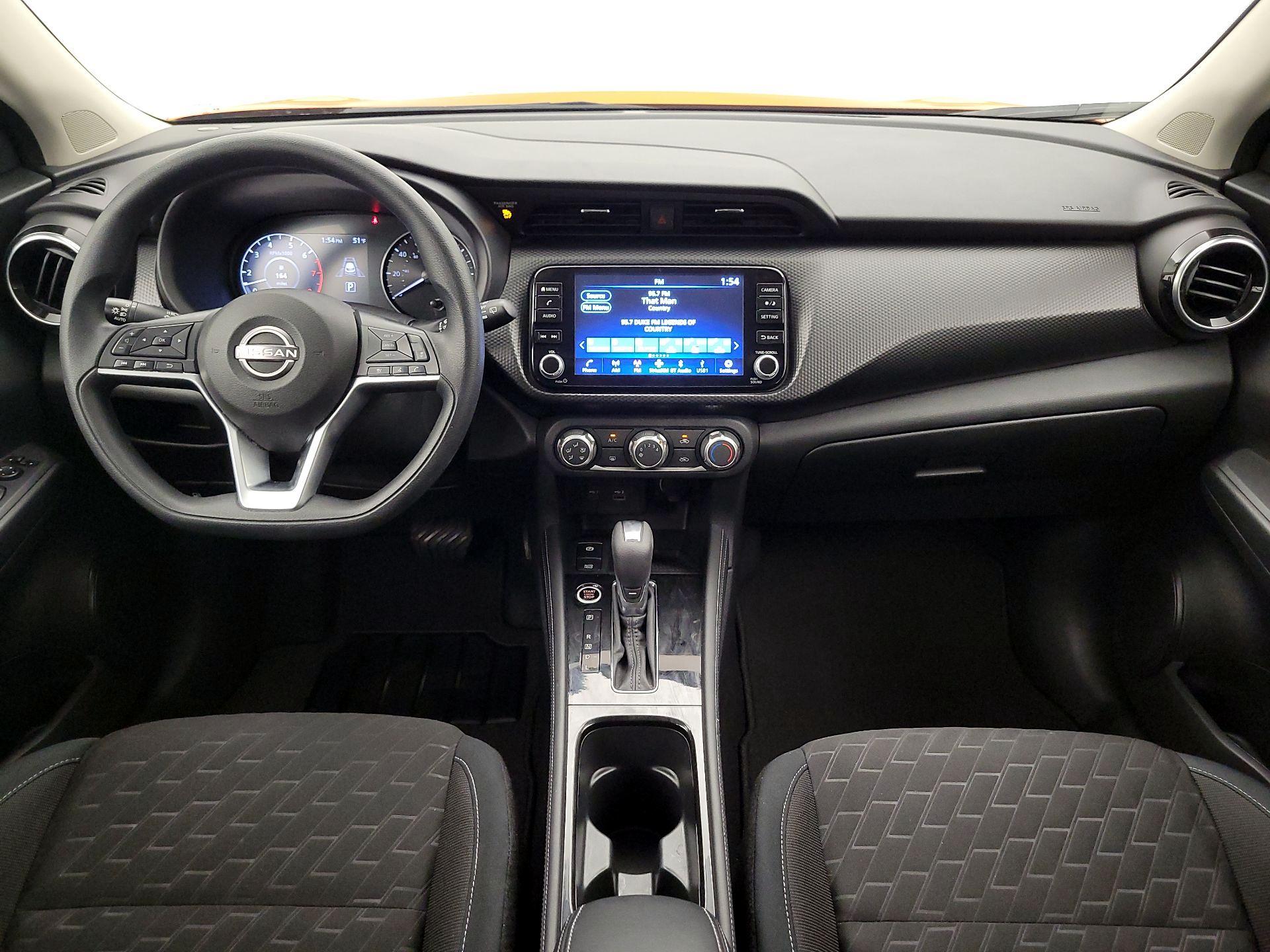Thumbnail: 2023 Nissan Kicks - 9