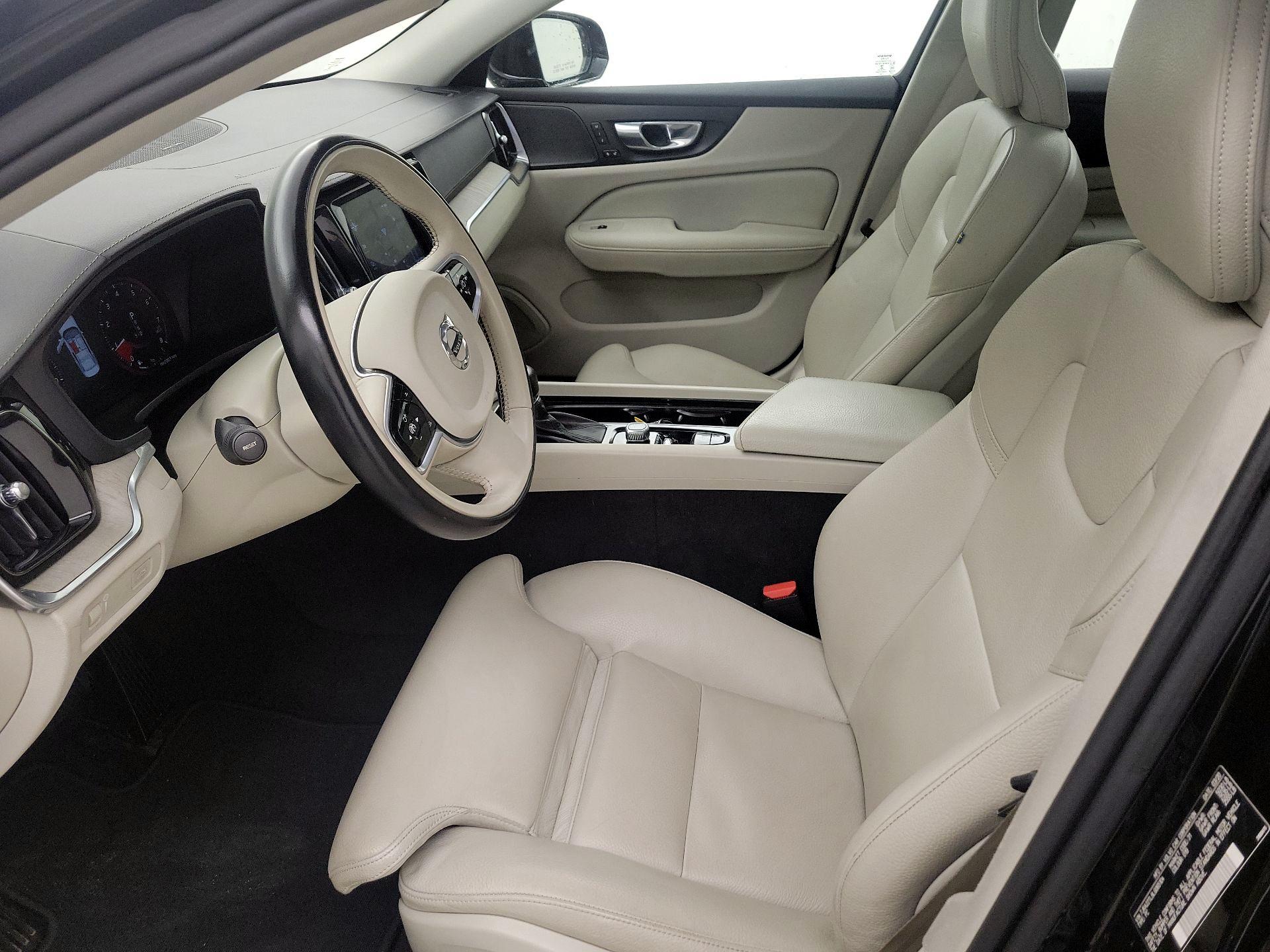 Thumbnail: 2020 Volvo S60 - 11
