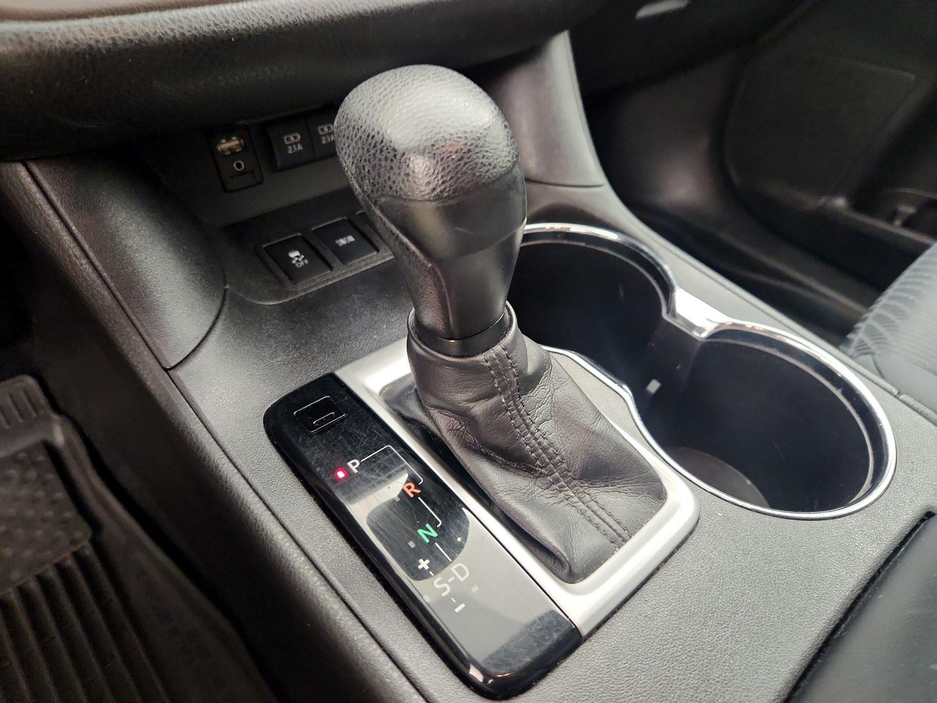 Thumbnail: 2017 Toyota Highlander - 17
