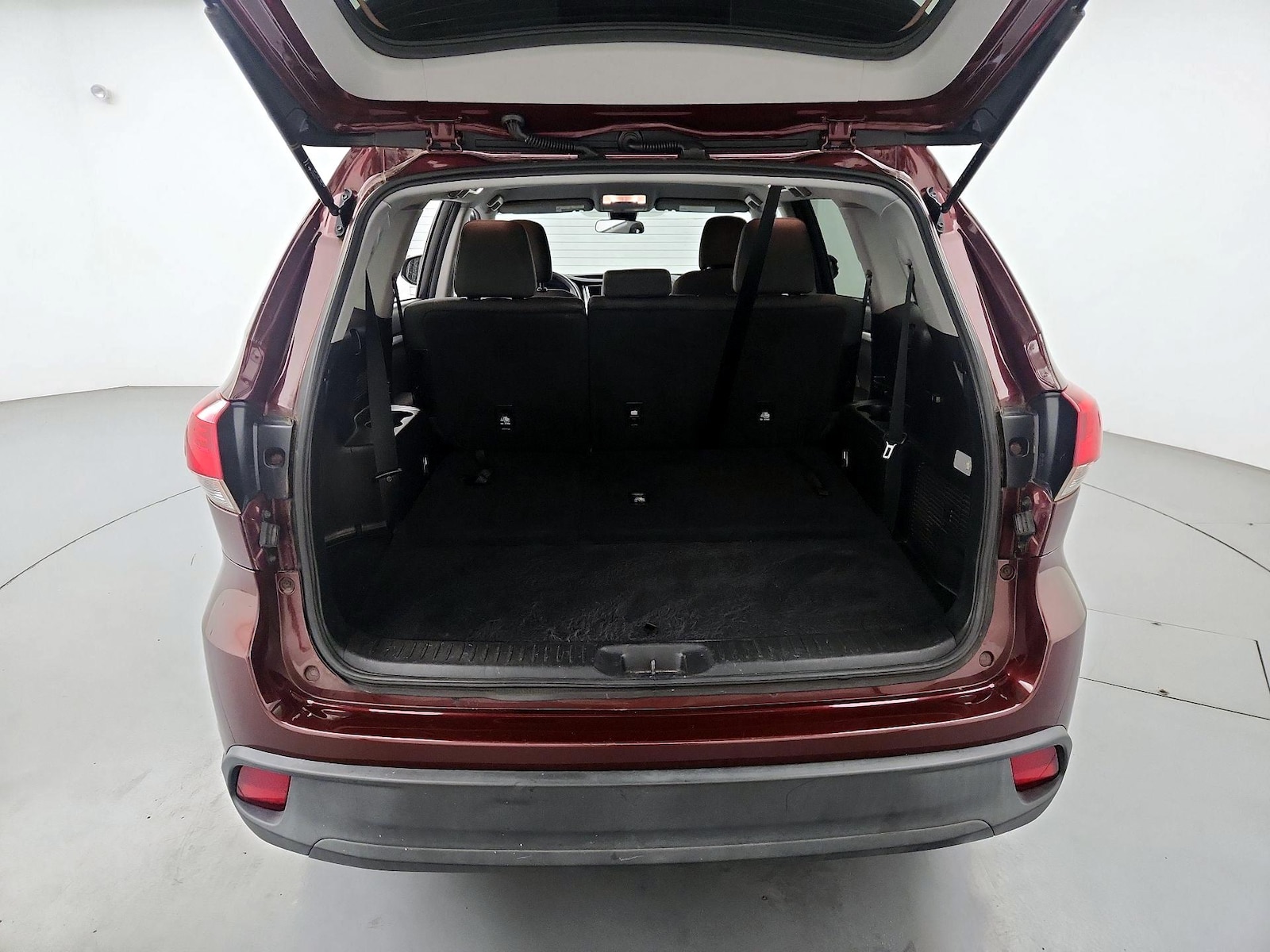 2017 Toyota Highlander LE - Photo 23