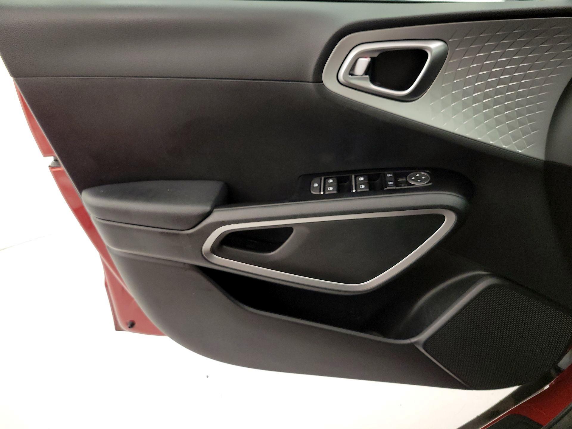Thumbnail: 2023 Kia Soul - 12