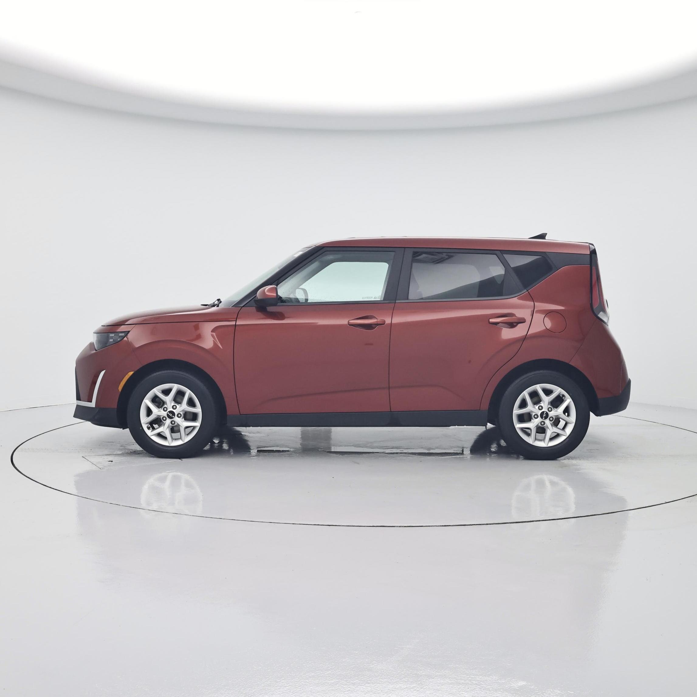 Thumbnail: 2023 Kia Soul - 3