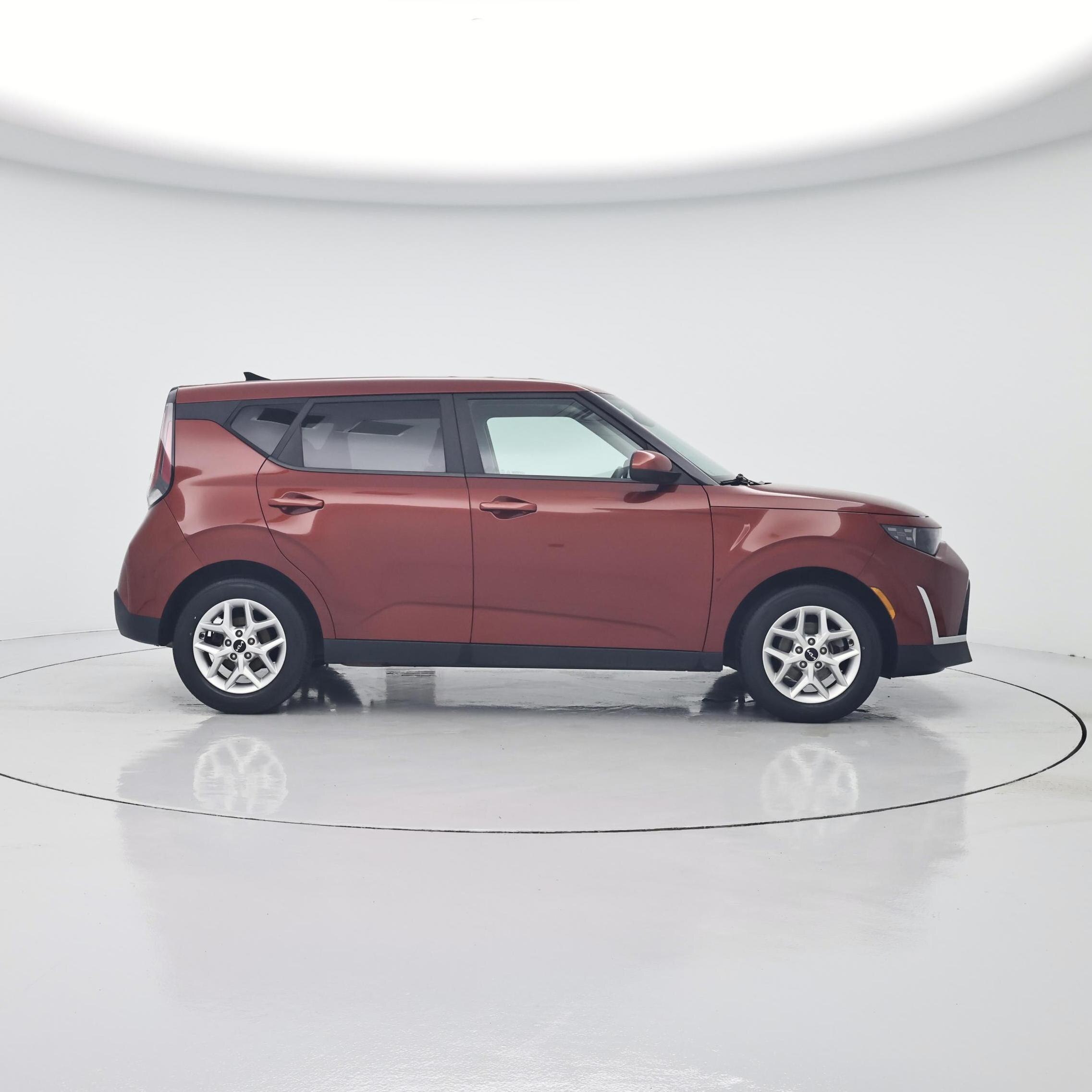 Thumbnail: 2023 Kia Soul - 7