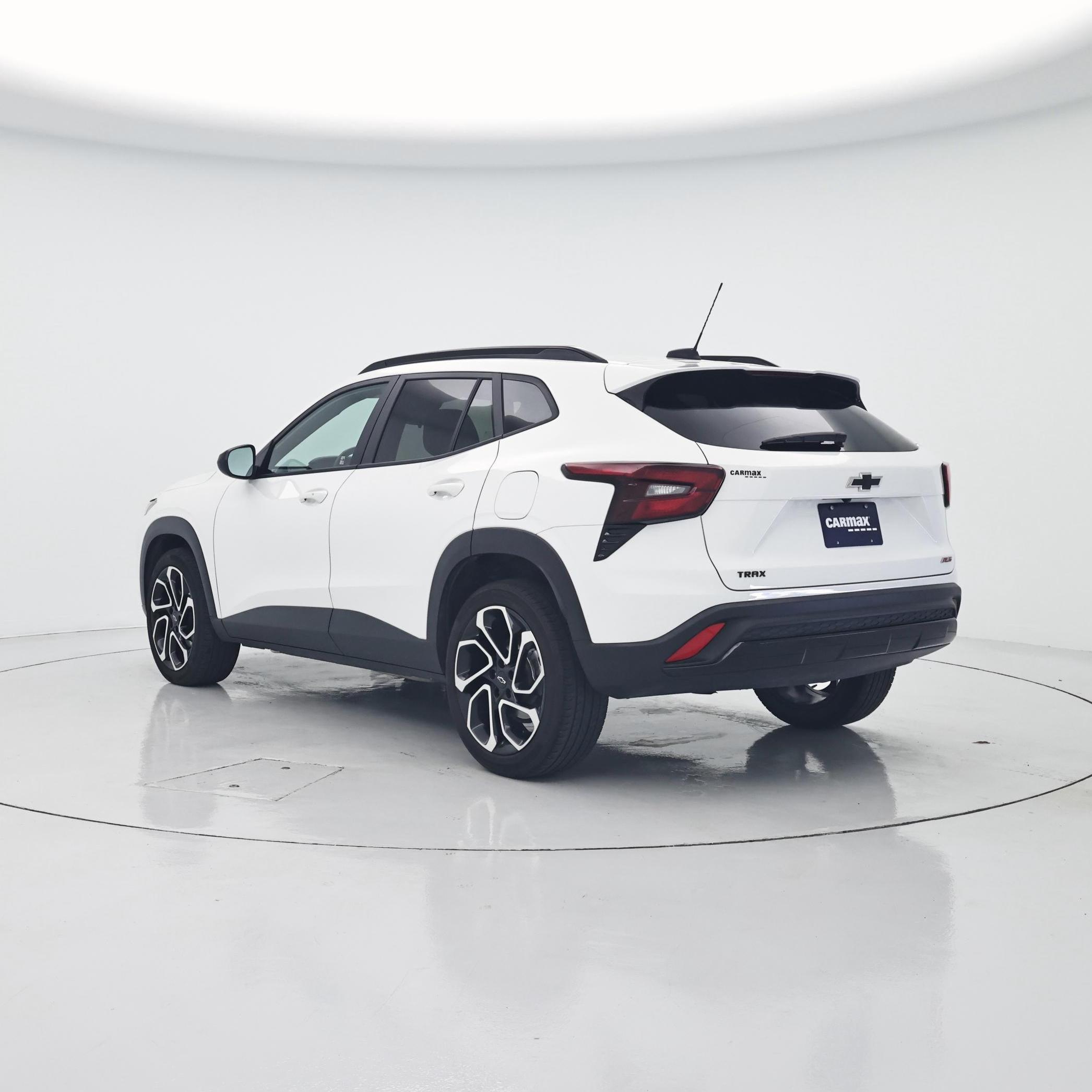 Thumbnail: 2025 Chevrolet Trax - 2