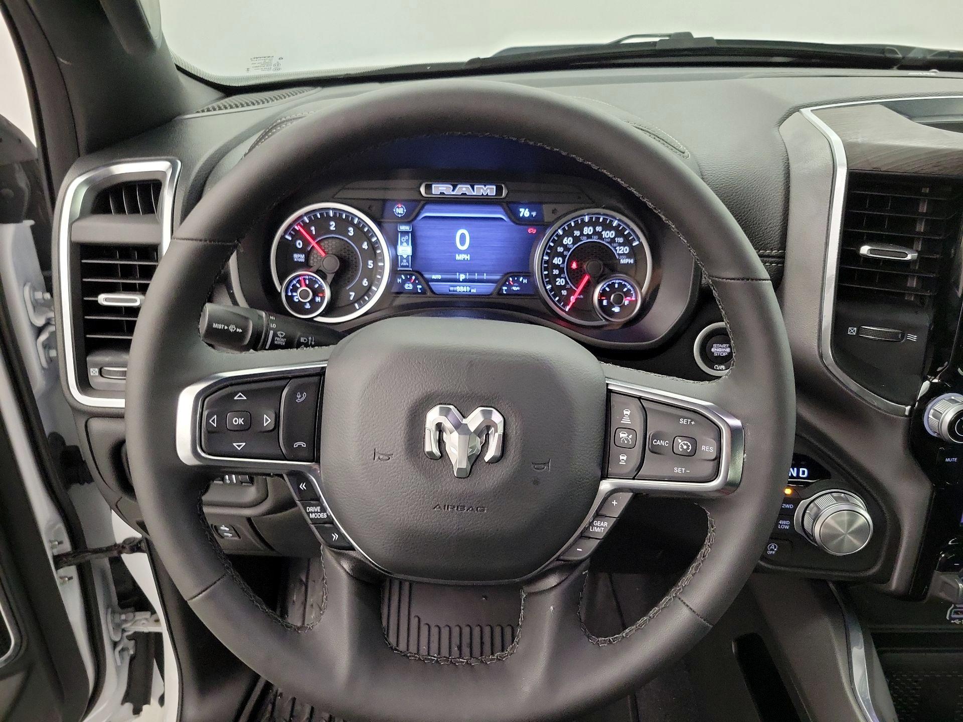 Thumbnail: 2025 RAM 1500 - 10