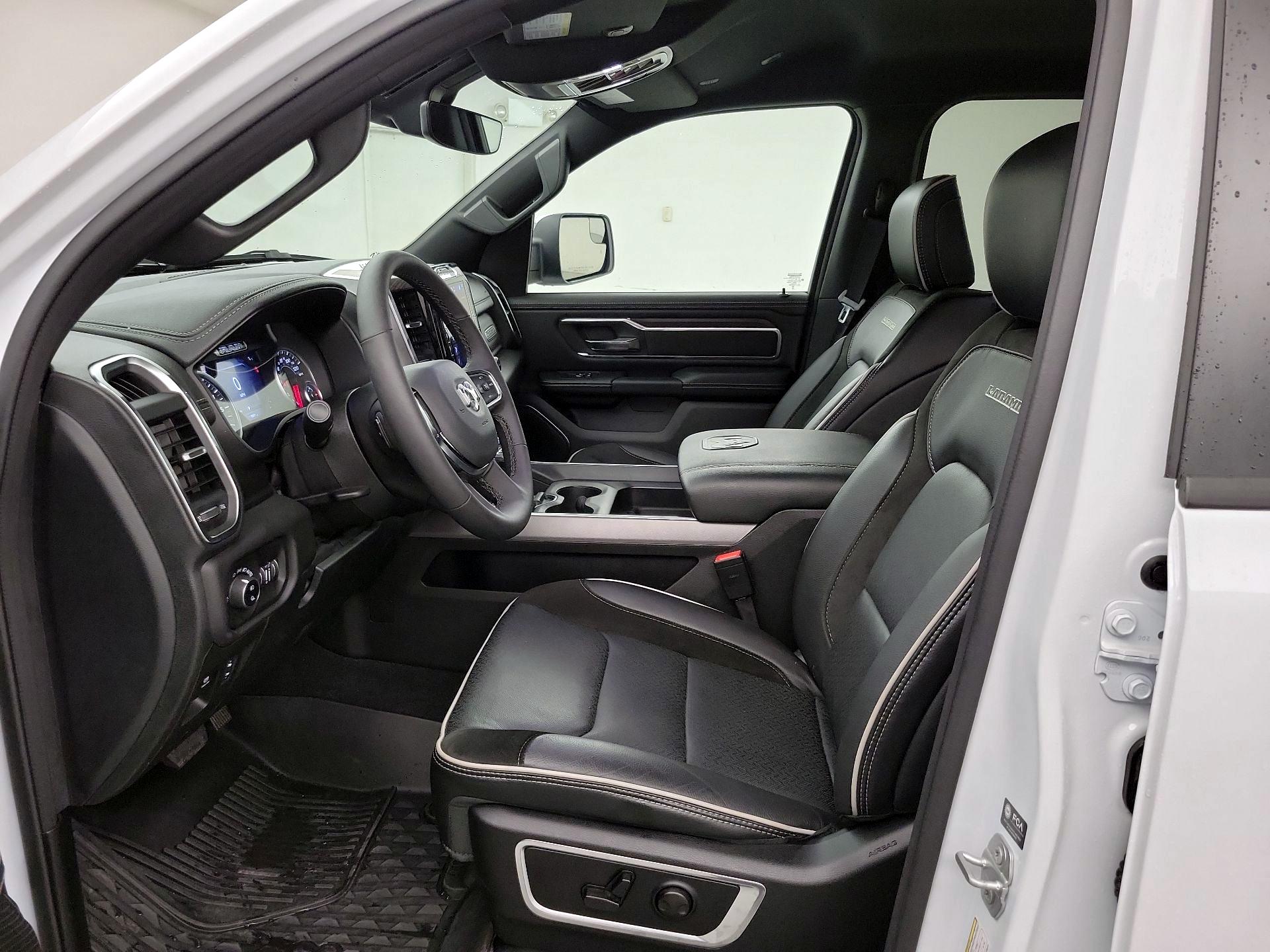 Thumbnail: 2025 RAM 1500 - 11