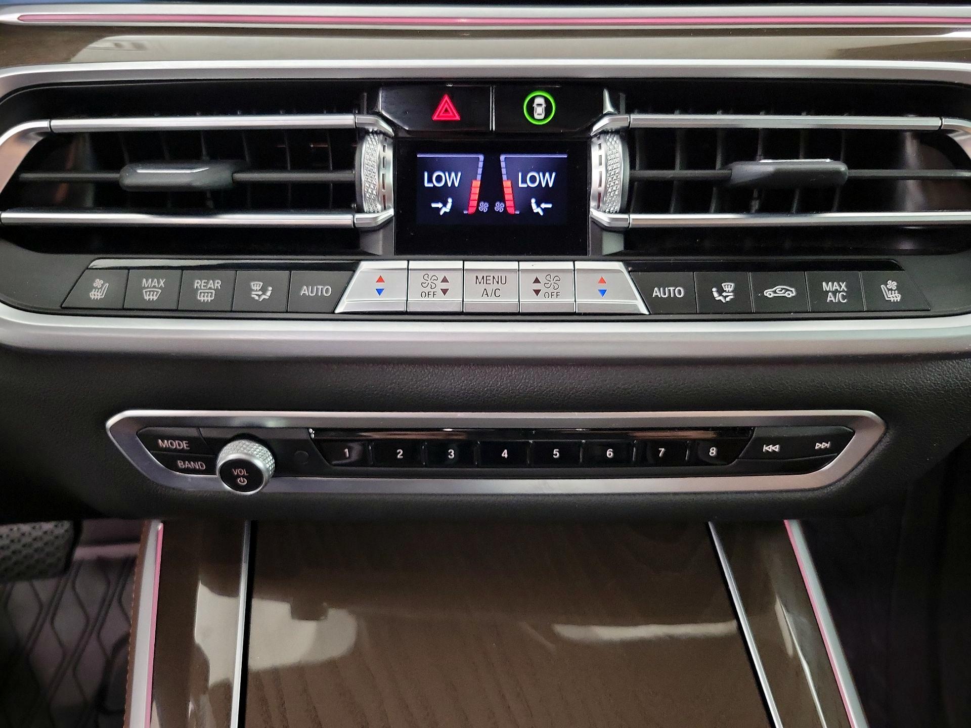 Thumbnail: 2022 BMW X5 - 17