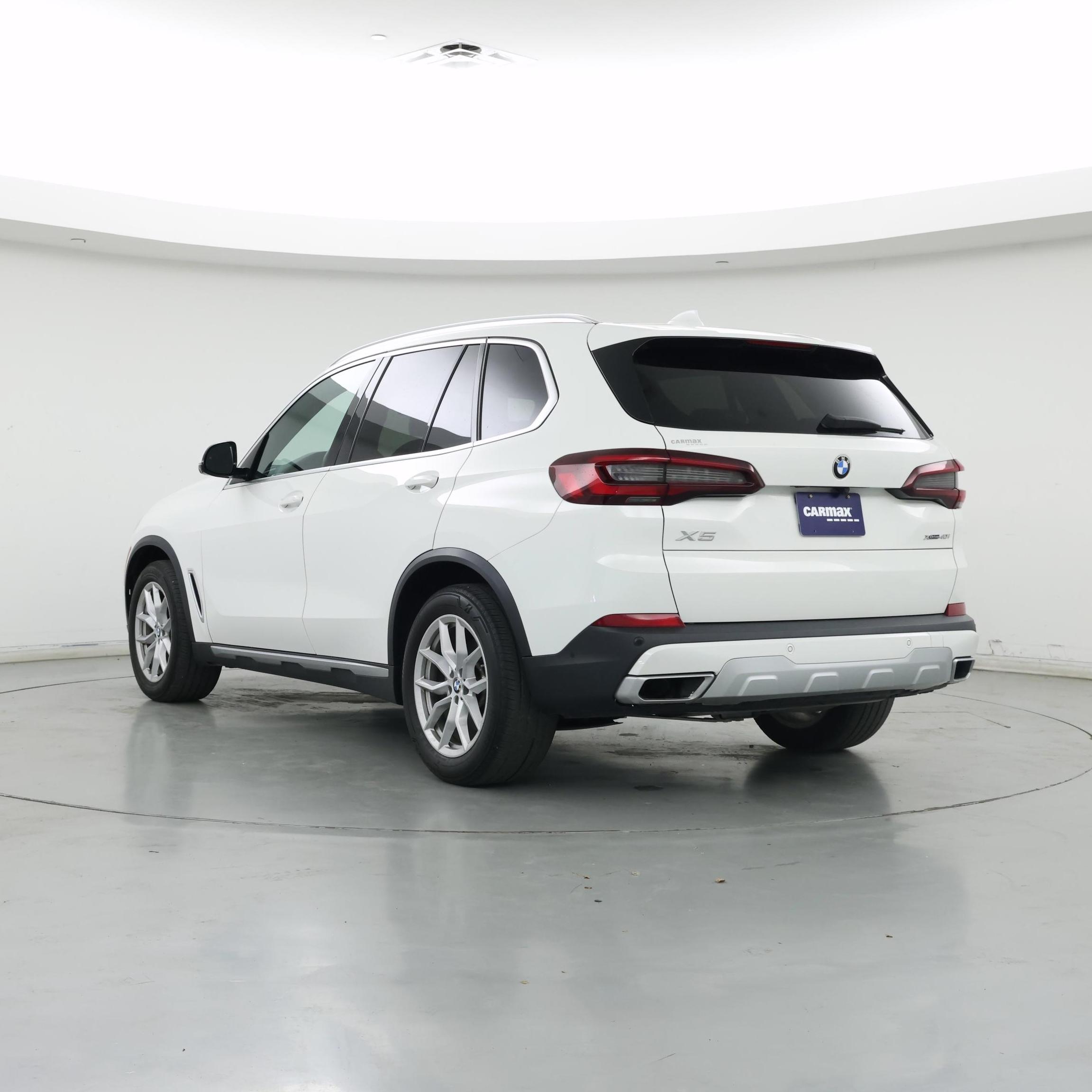 Thumbnail: 2022 BMW X5 - 2
