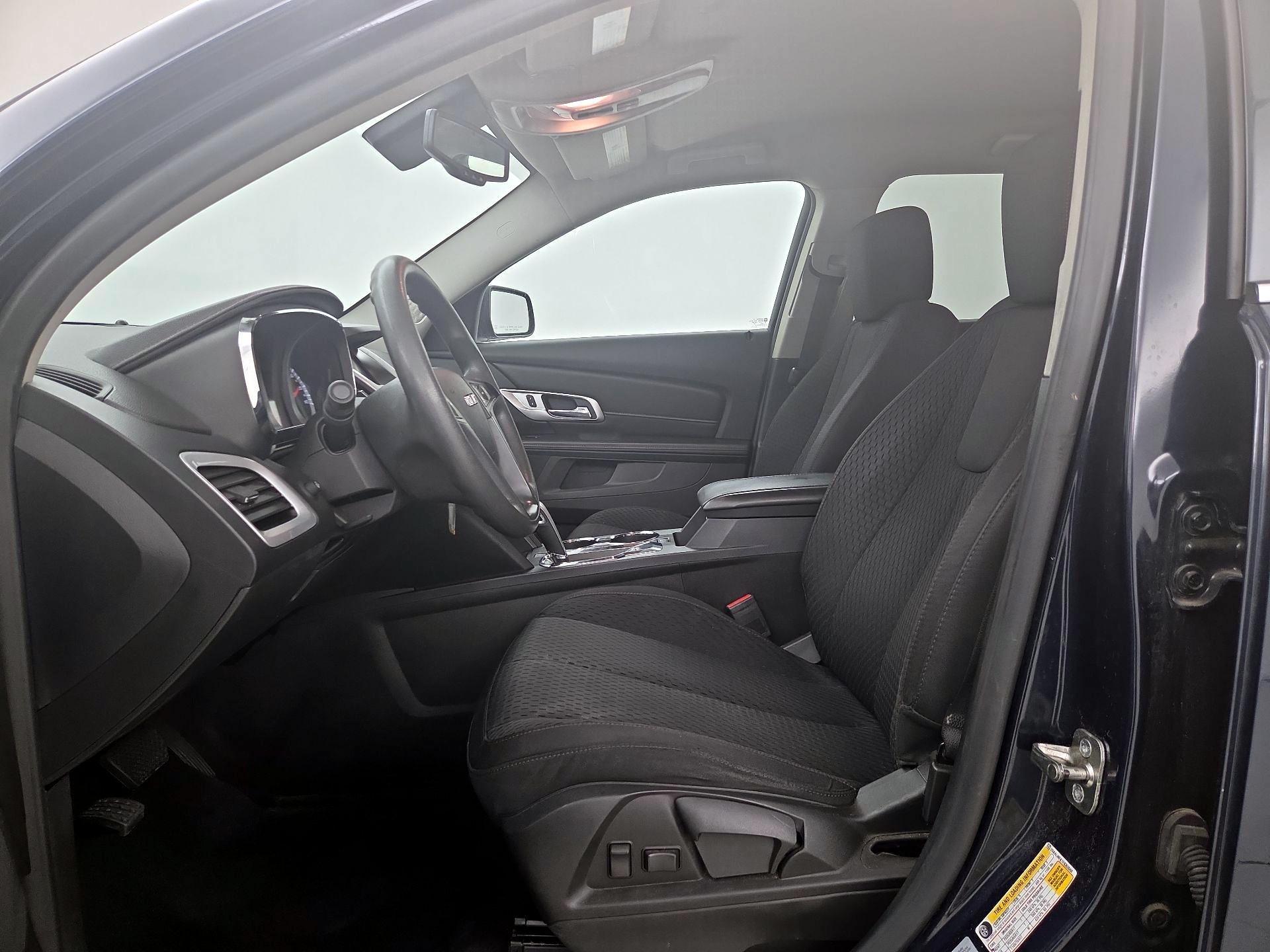 Thumbnail: 2015 GMC Terrain - 11