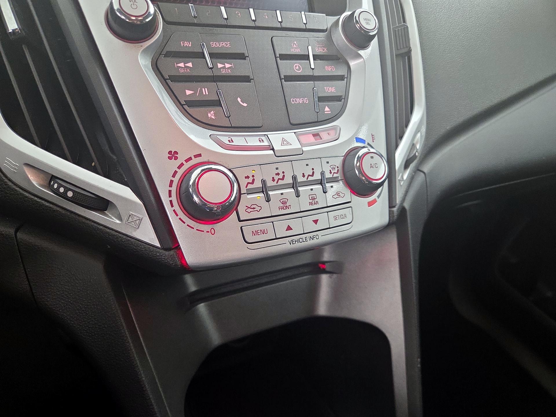 Thumbnail: 2015 GMC Terrain - 16