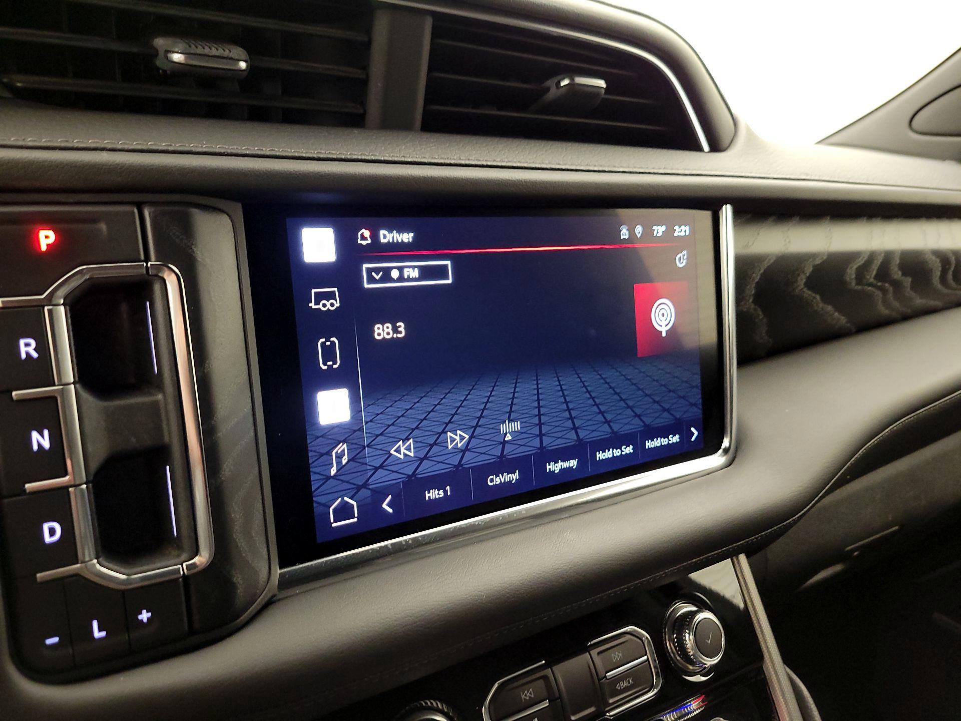 Thumbnail: 2022 GMC Yukon XL - 15