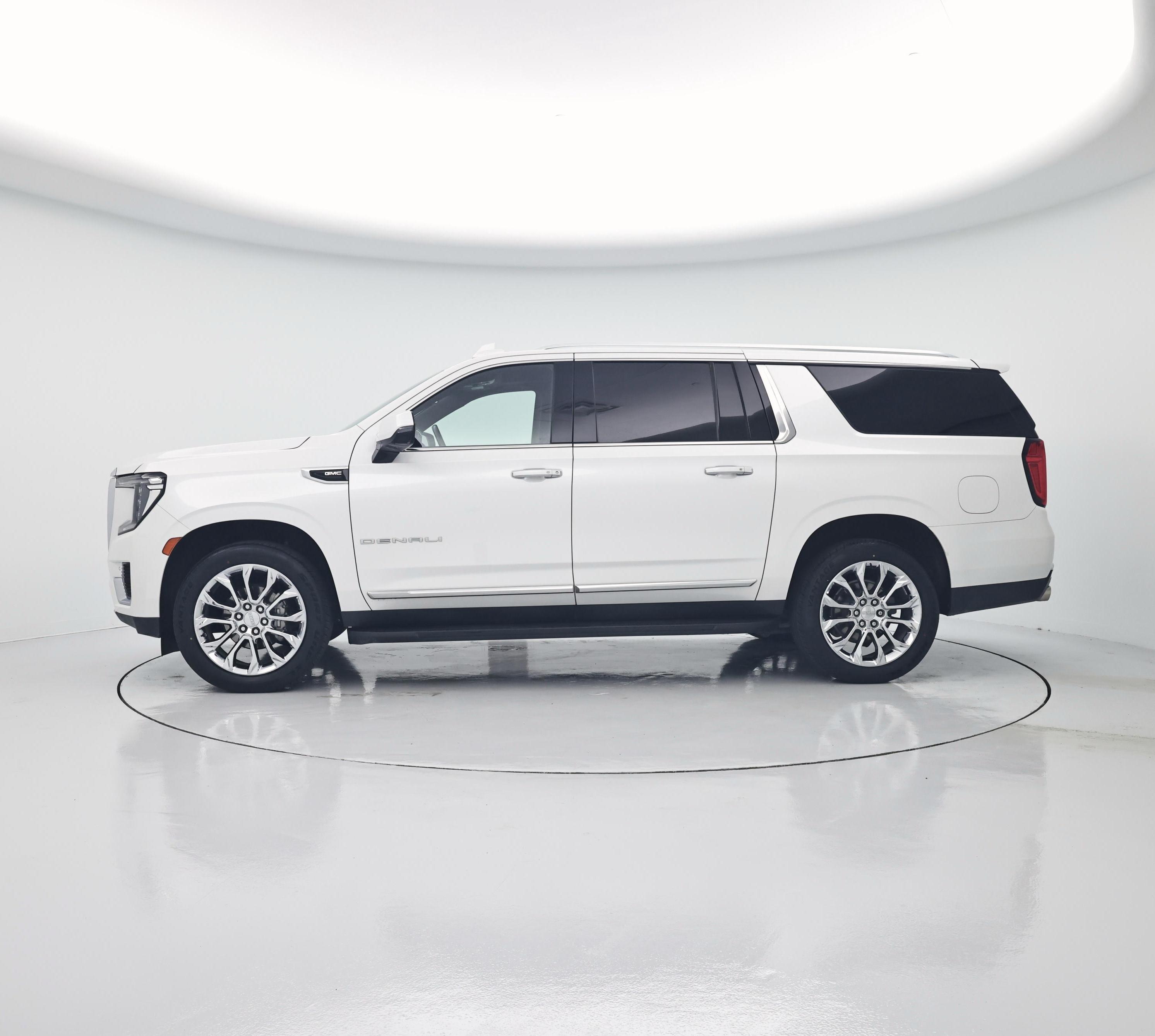 Thumbnail: 2022 GMC Yukon XL - 3
