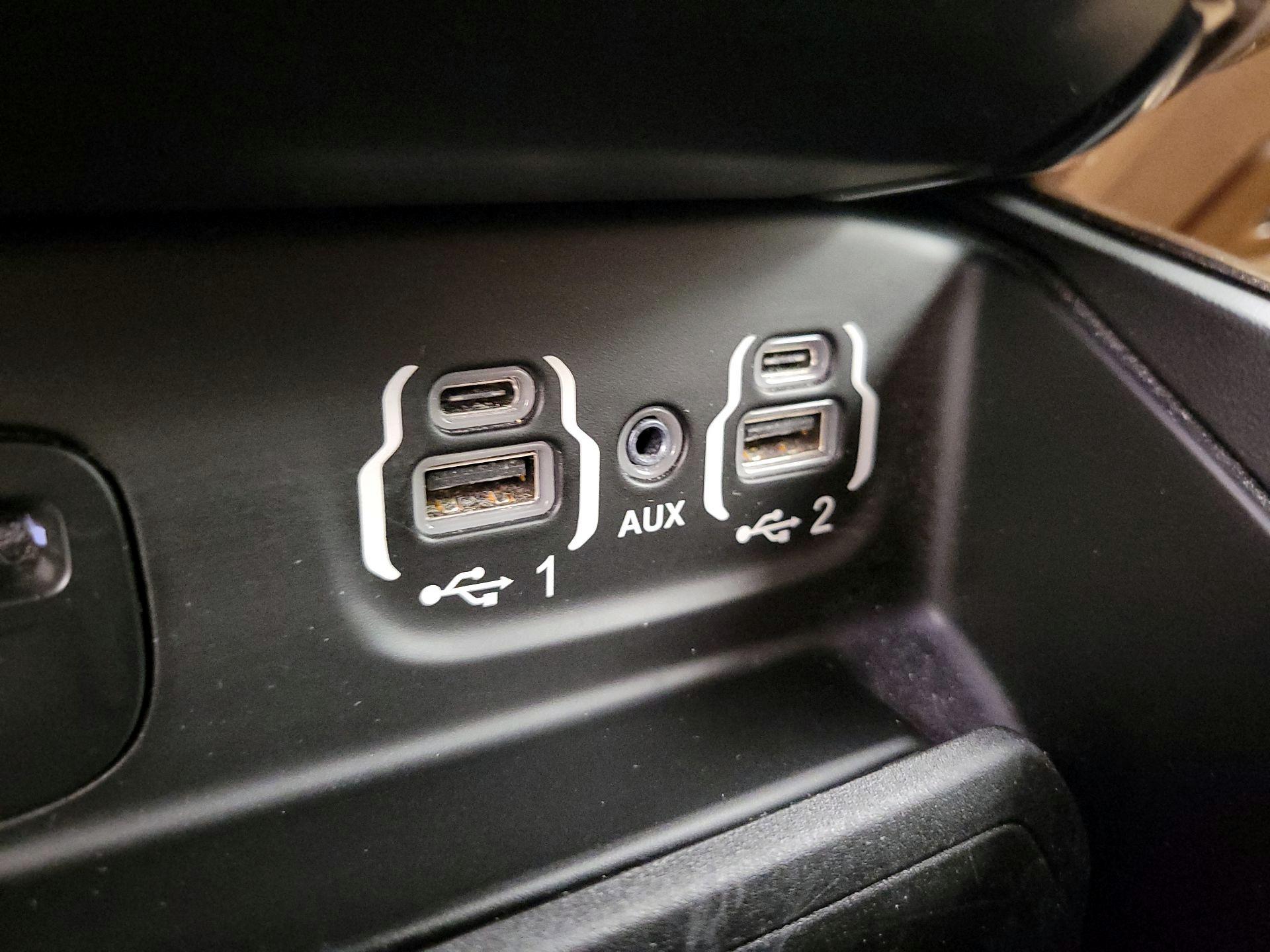 Thumbnail: 2019 RAM 1500 - 19