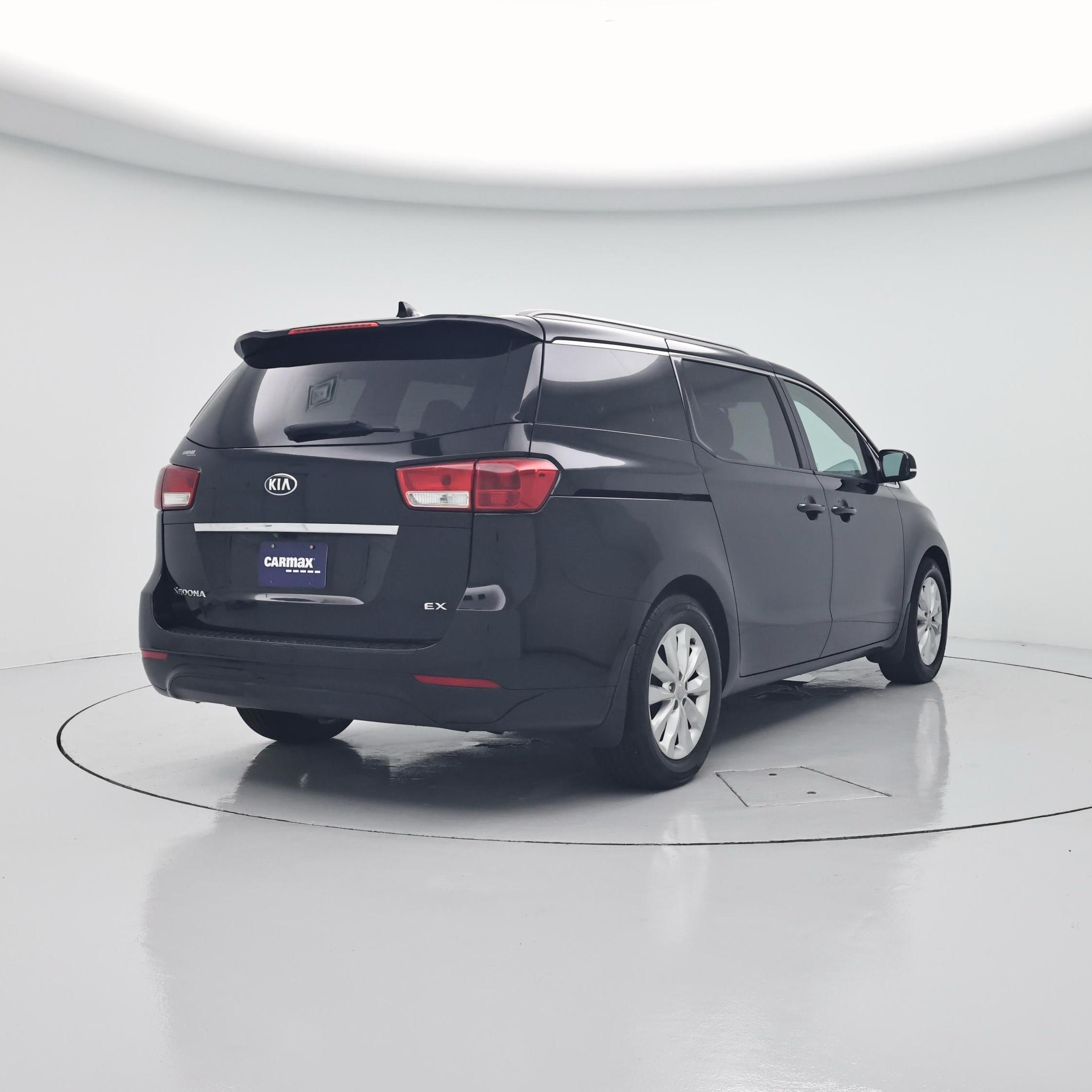 Thumbnail: 2017 Kia Sedona - 8