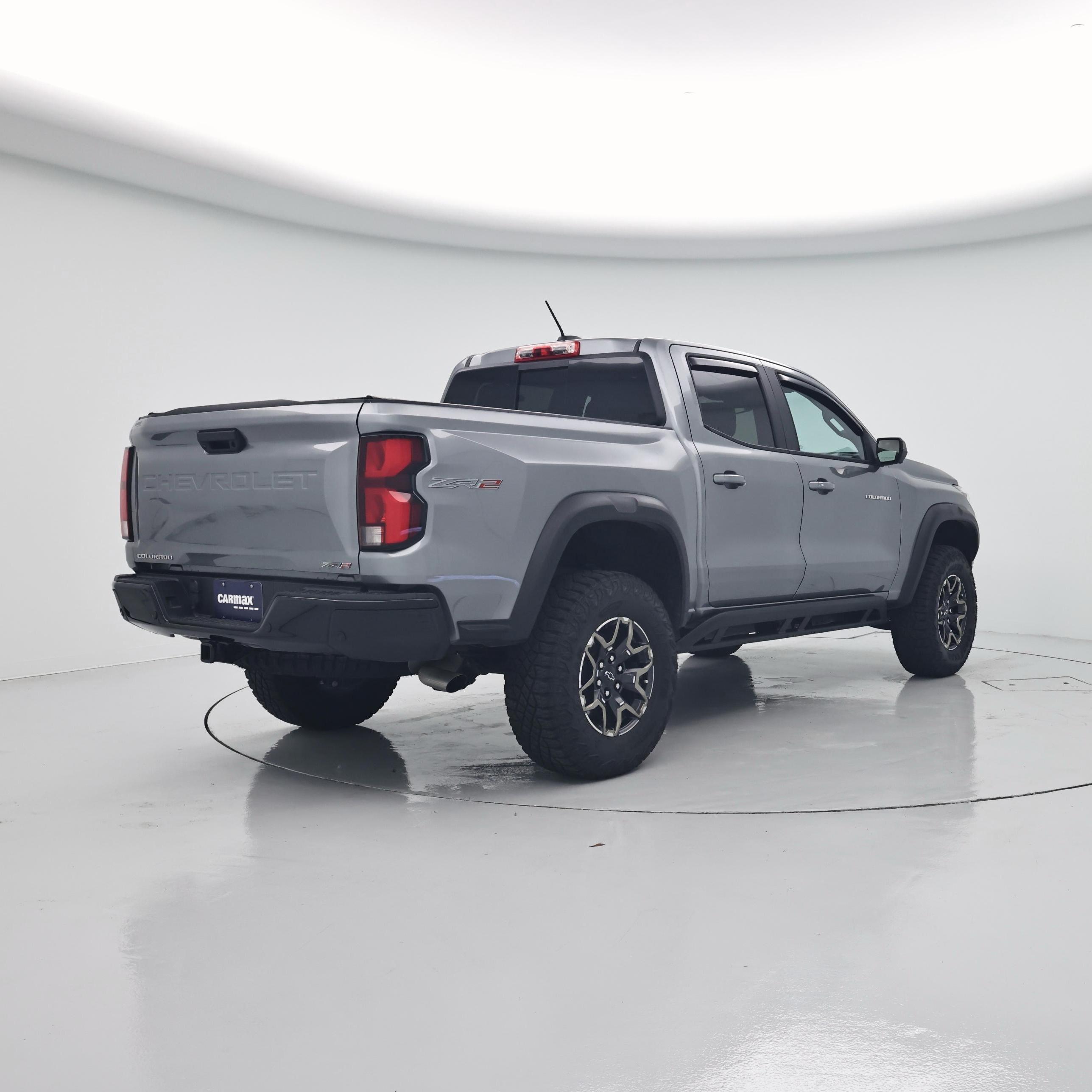 Thumbnail: 2023 Chevrolet Colorado - 8