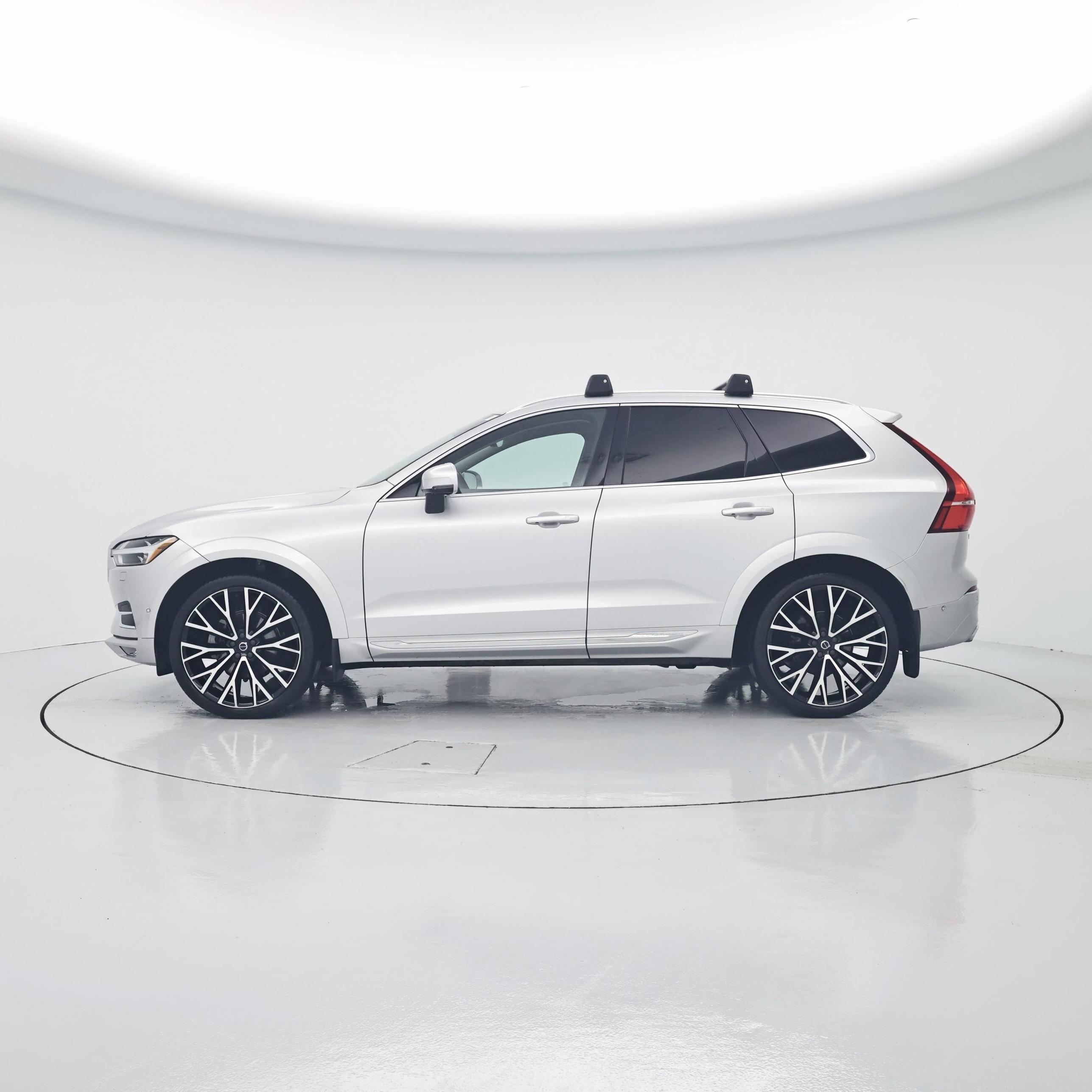 Thumbnail: 2020 Volvo XC60 - 3