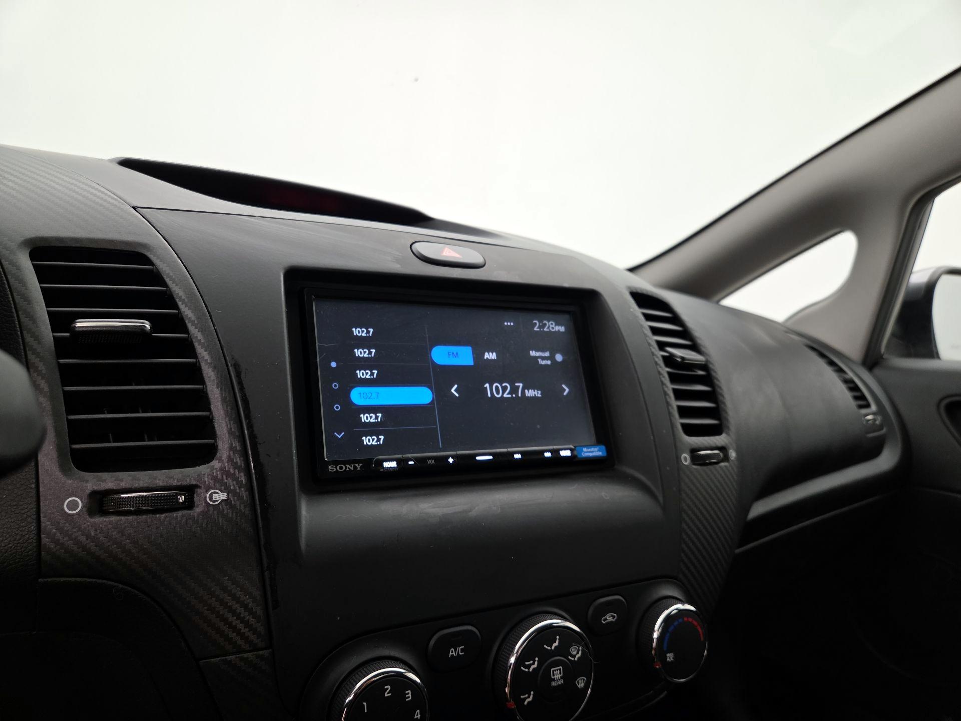 Thumbnail: 2016 Kia Forte - 15
