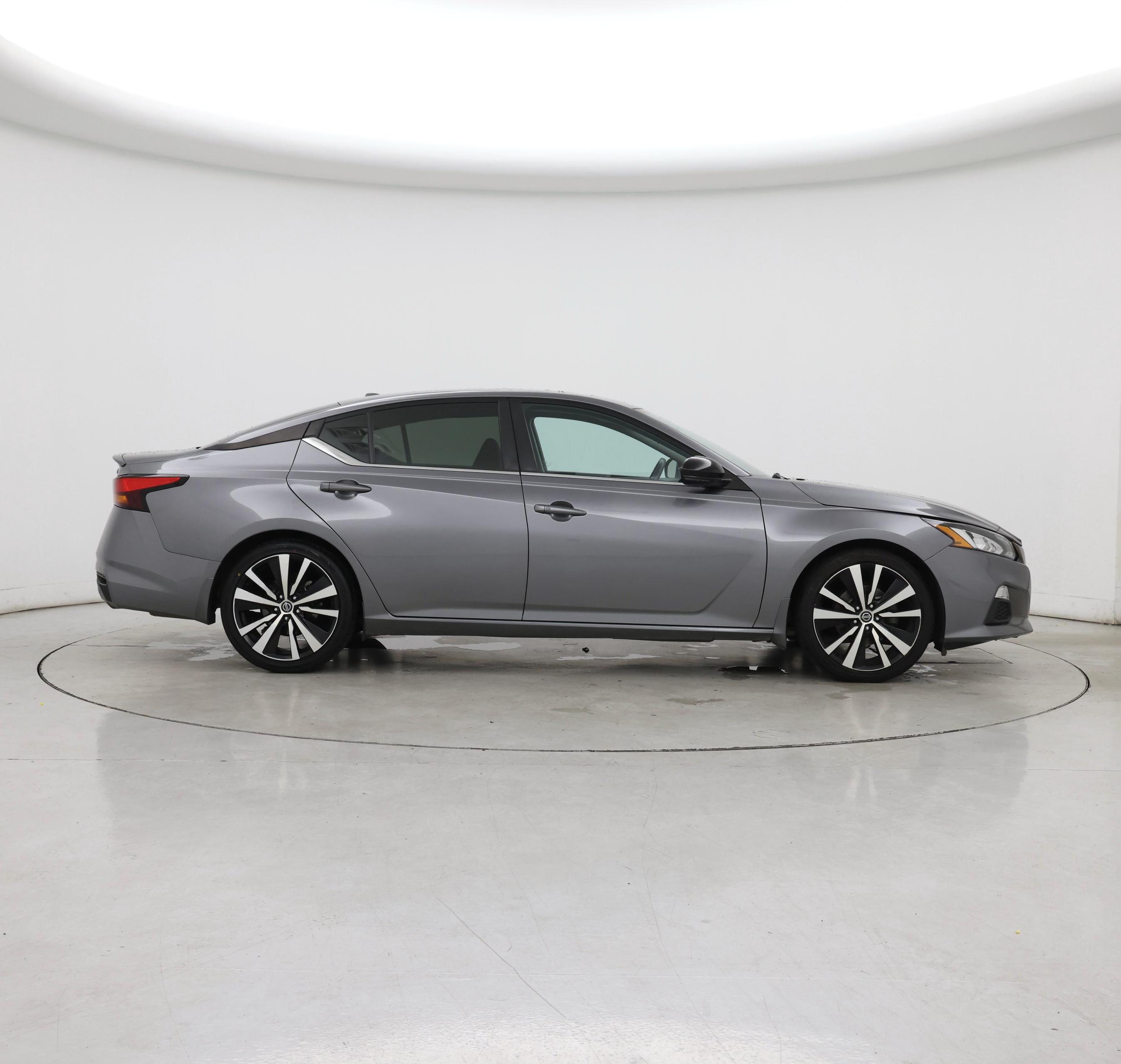 Thumbnail: 2021 Nissan Altima - 7