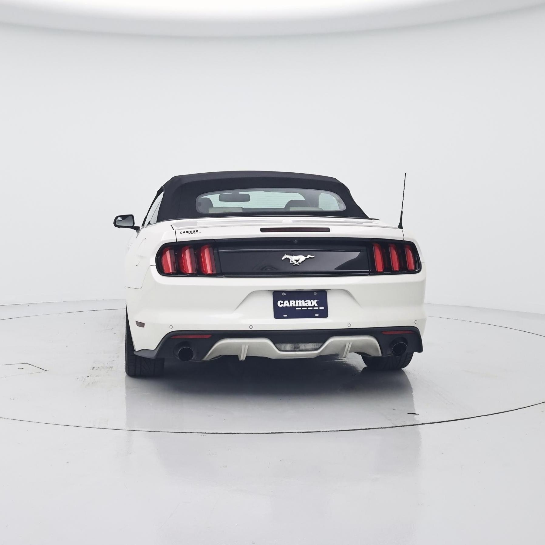 Thumbnail: 2017 Ford Mustang - 6