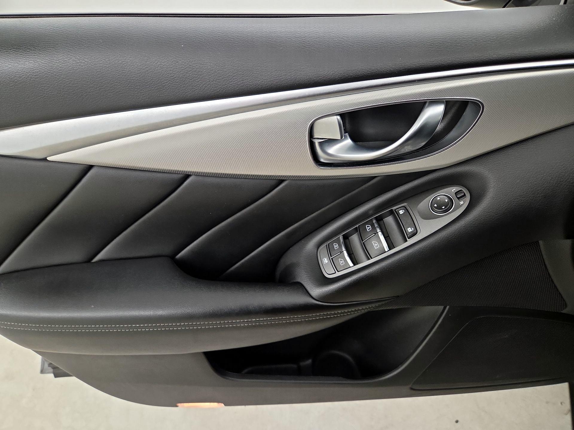 Thumbnail: 2020 INFINITI Q50 - 12