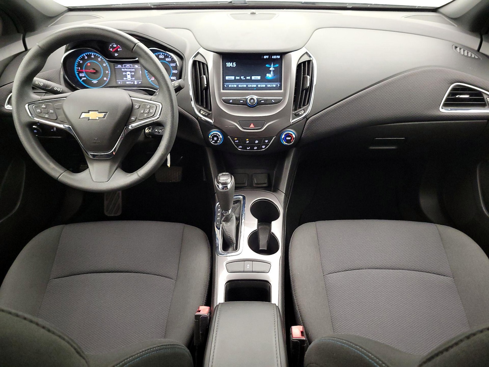 2017 Chevrolet Cruze LT - Photo 10