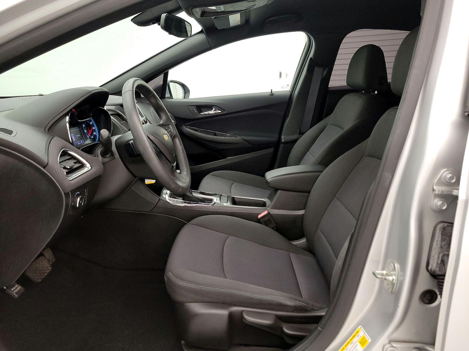 2017 Chevrolet Cruze LT - Photo 12