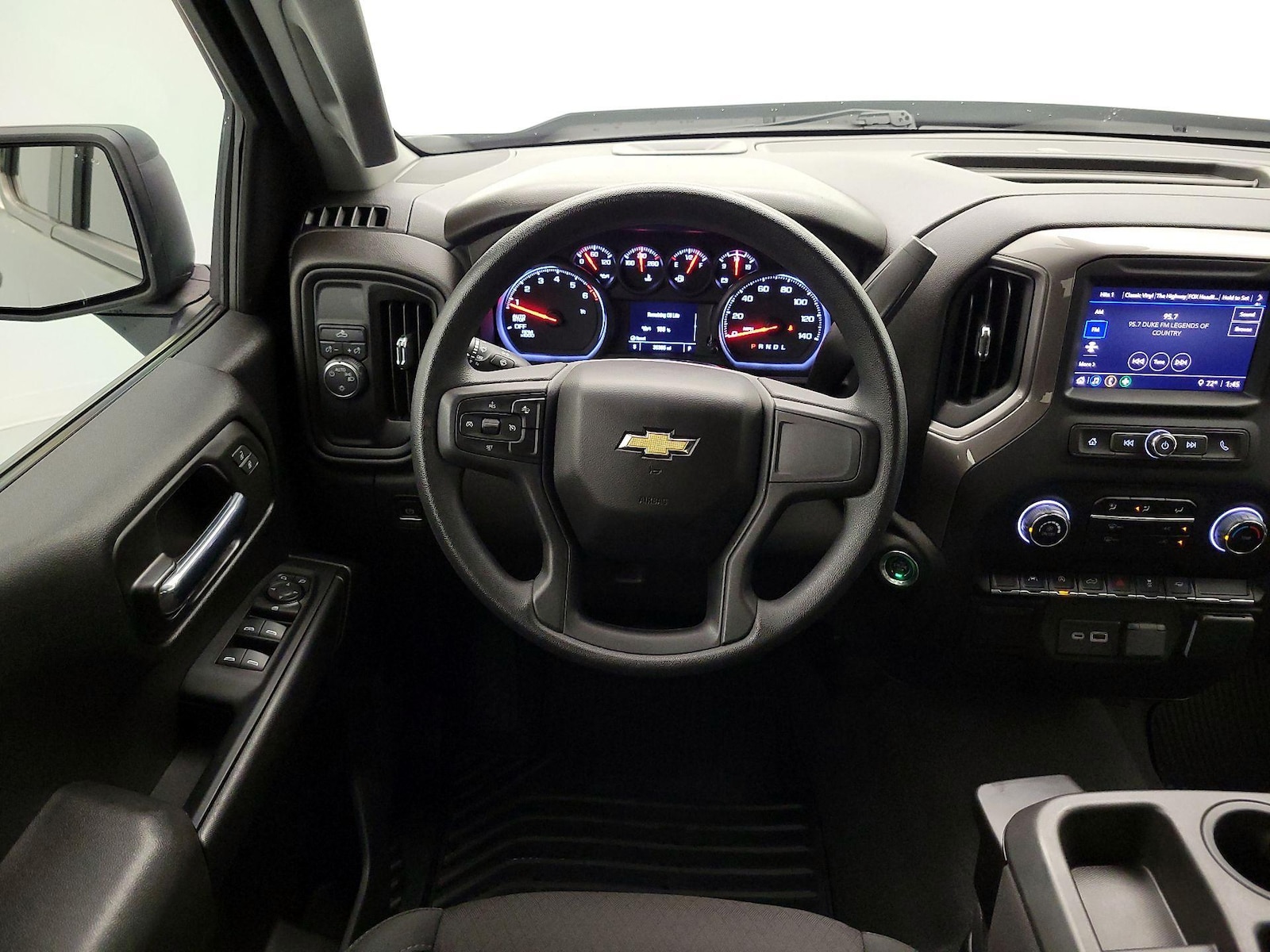 2023 Chevrolet Silverado 1500 Custom - Photo 11
