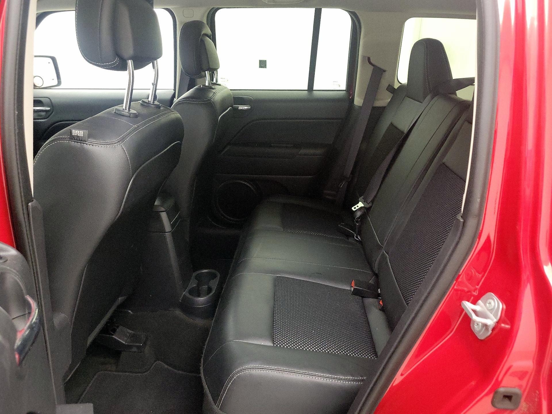 Thumbnail: 2016 Jeep Patriot - 16