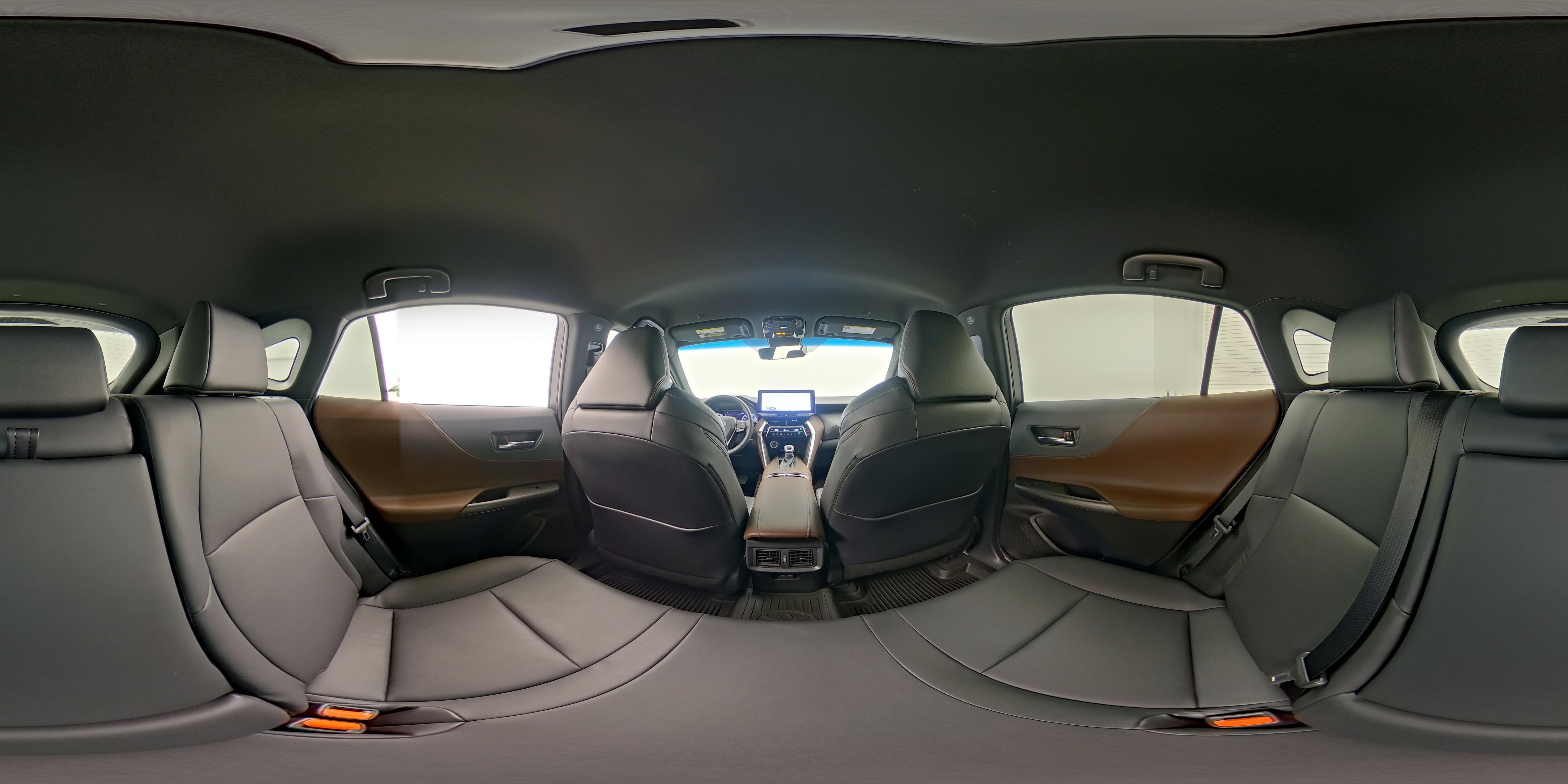 2023 Toyota Venza XLE - Photo 26