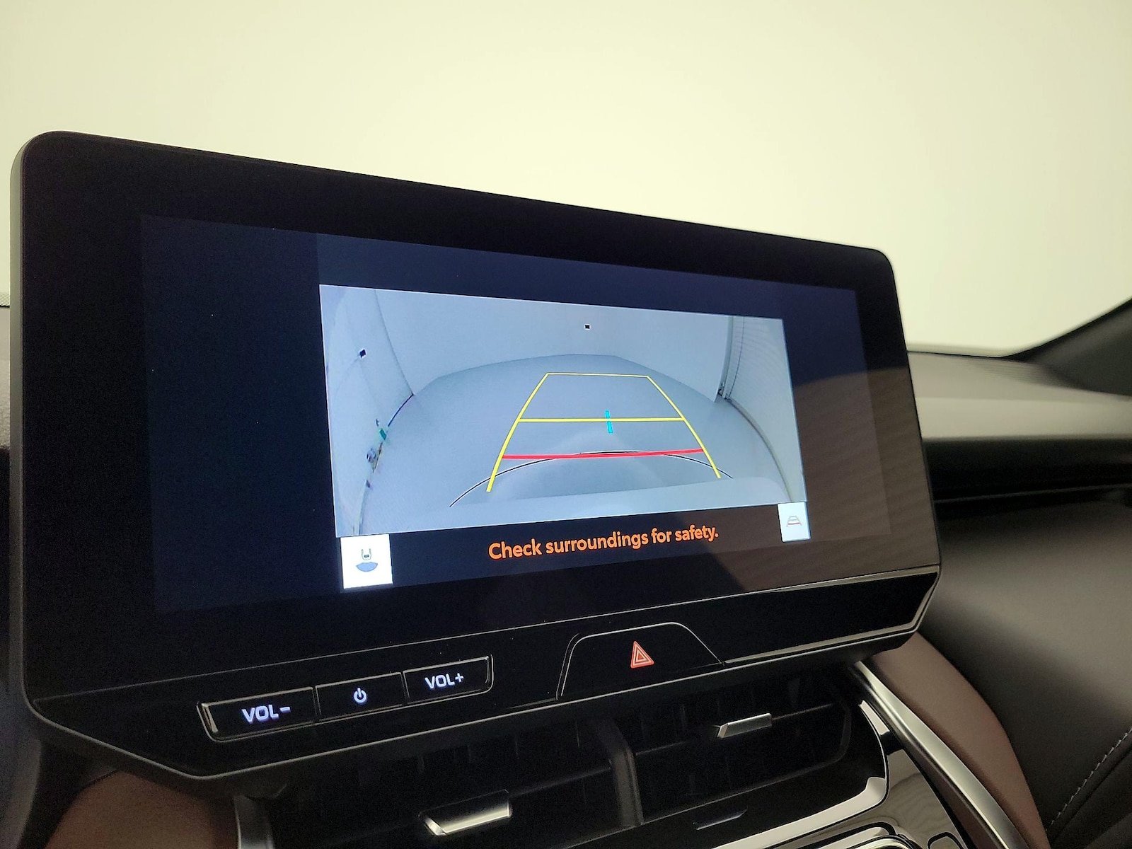 2023 Toyota Venza XLE - Photo 15
