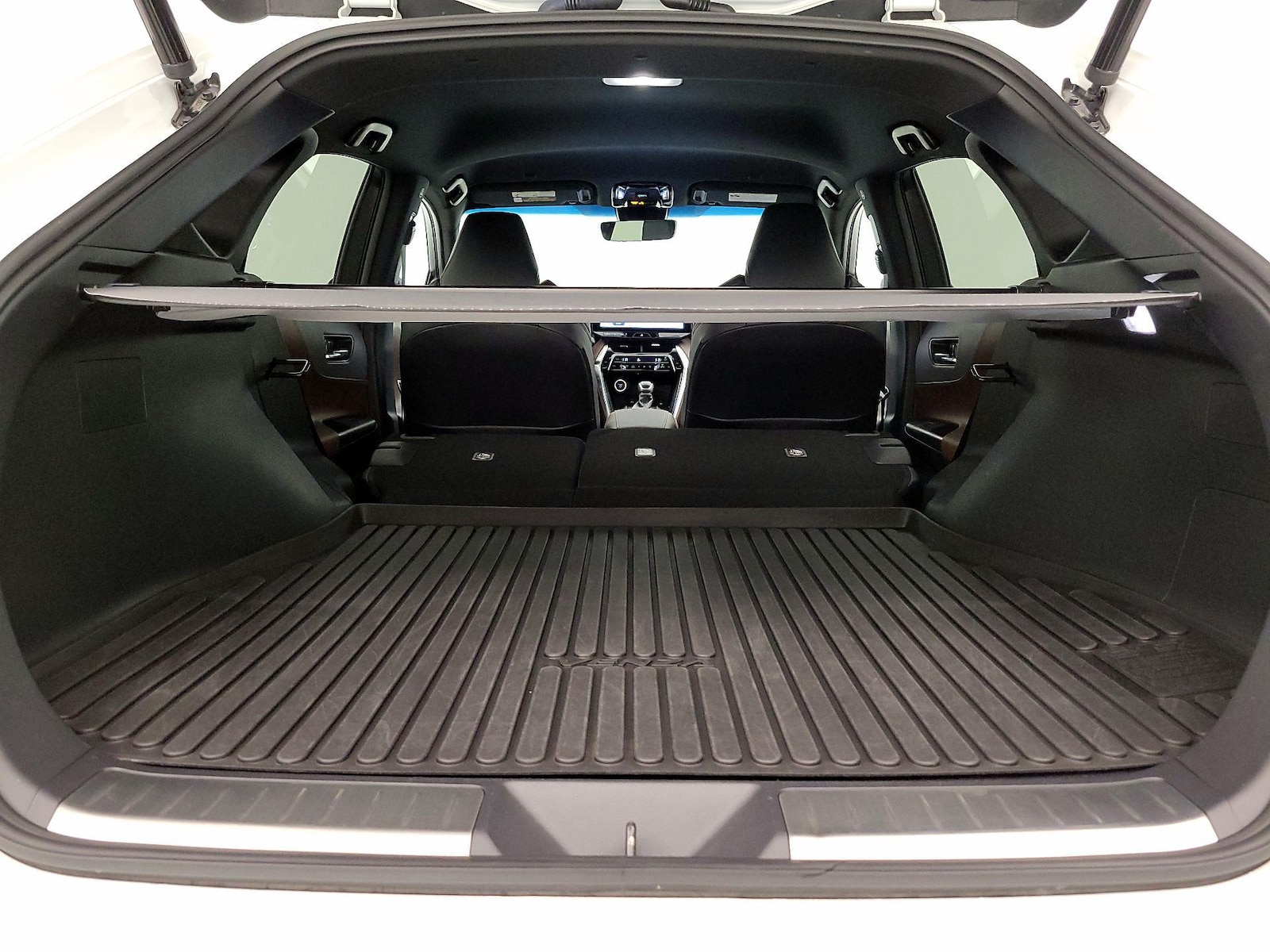 2023 Toyota Venza XLE - Photo 22
