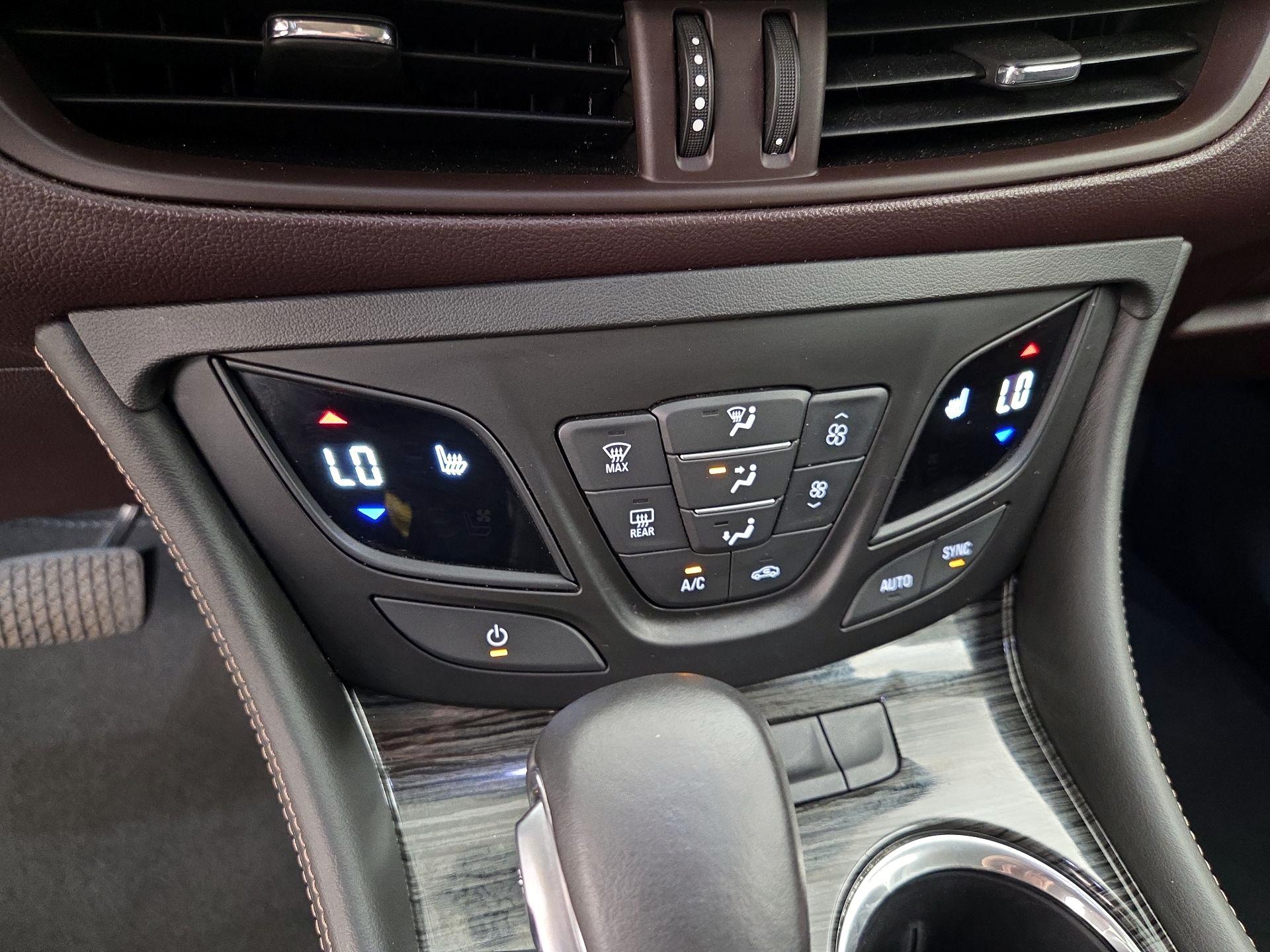 Thumbnail: 2017 Buick Envision - 16