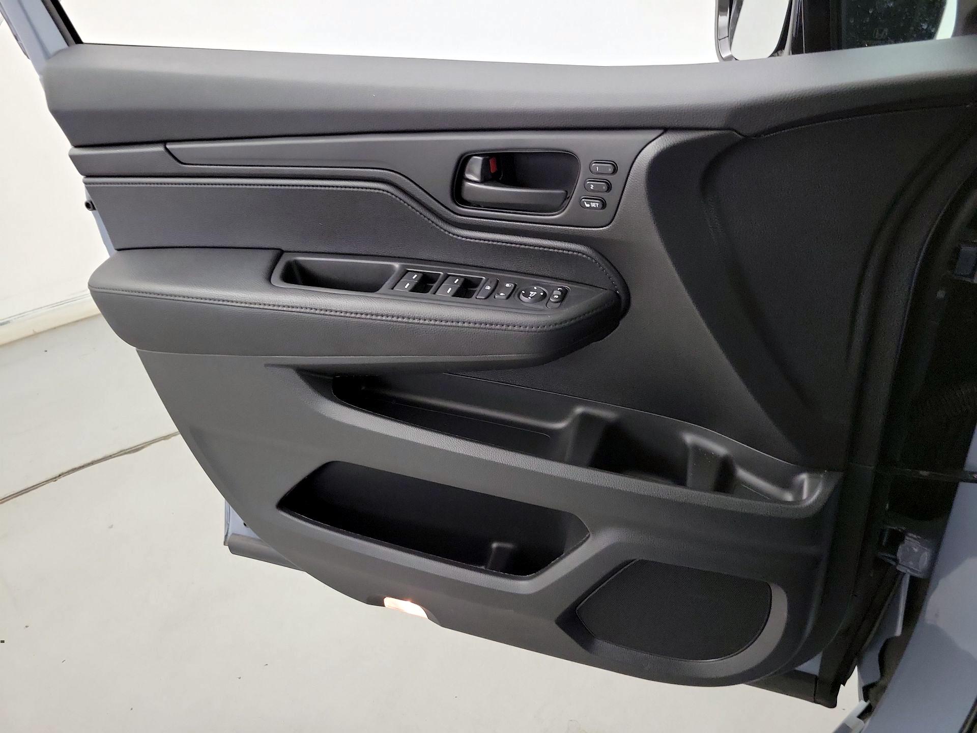 Thumbnail: 2024 Honda Odyssey - 12