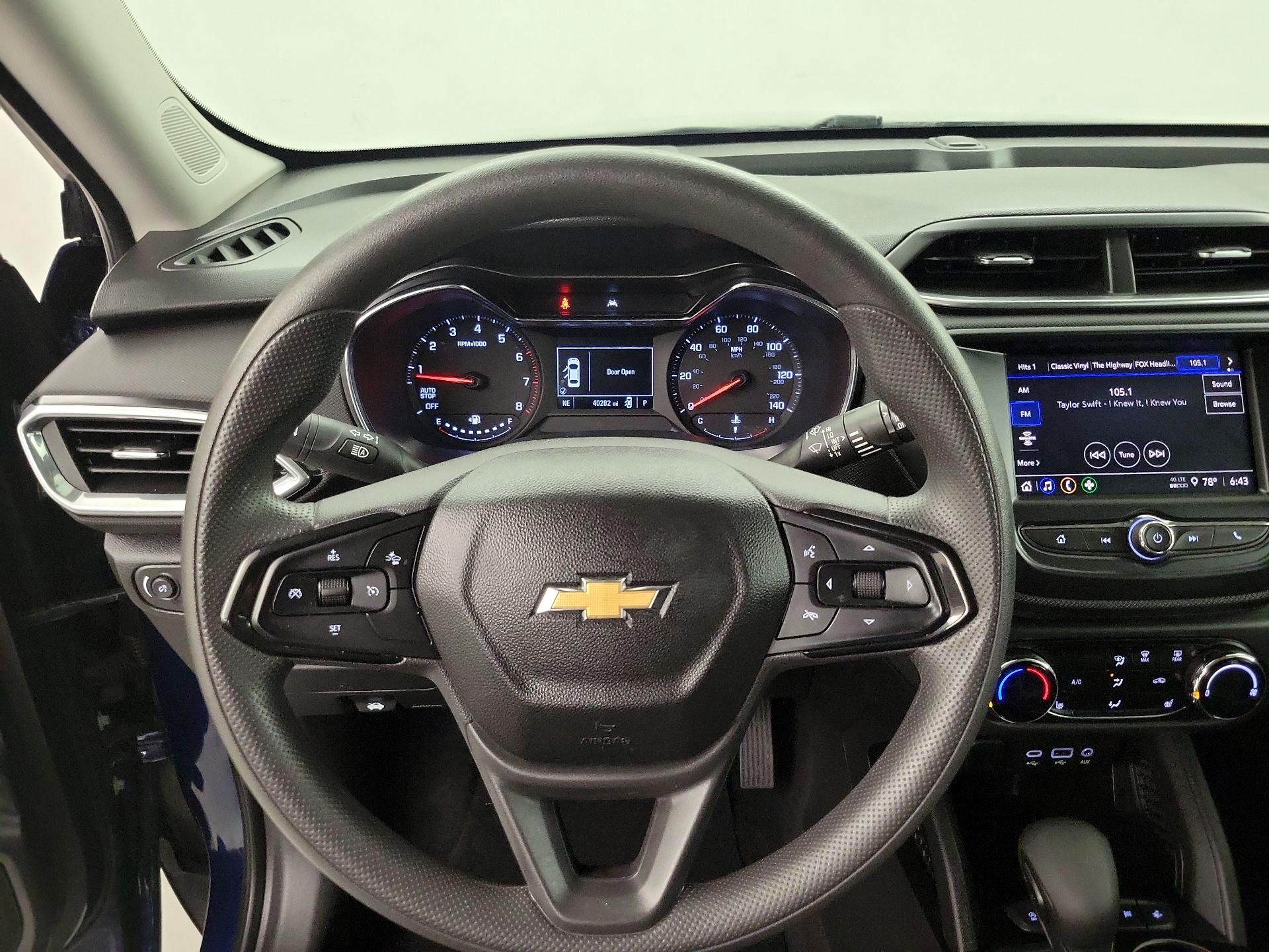 Thumbnail: 2022 Chevrolet TrailBlazer - 10