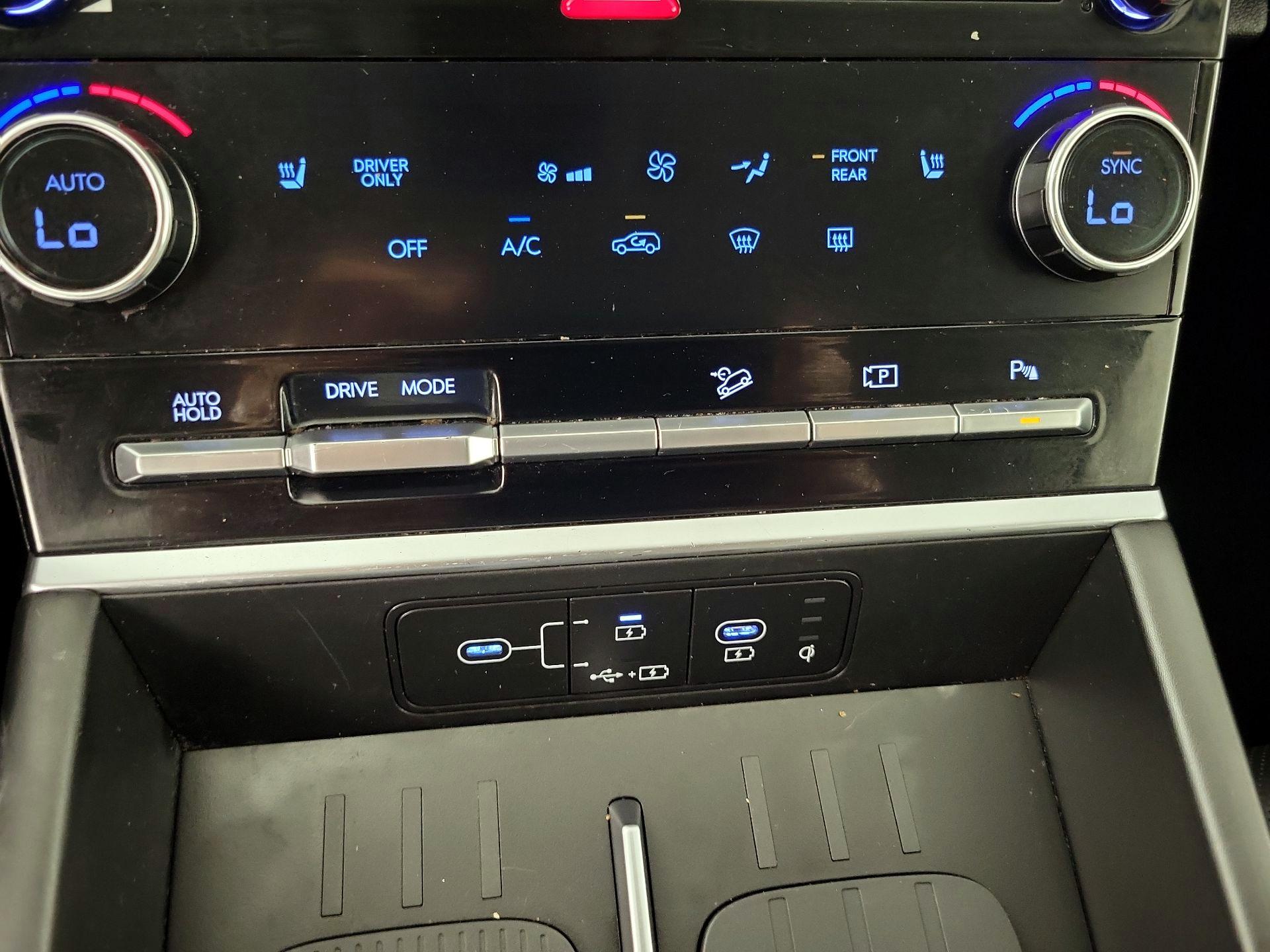 Thumbnail: 2025 Hyundai Santa Fe - 17
